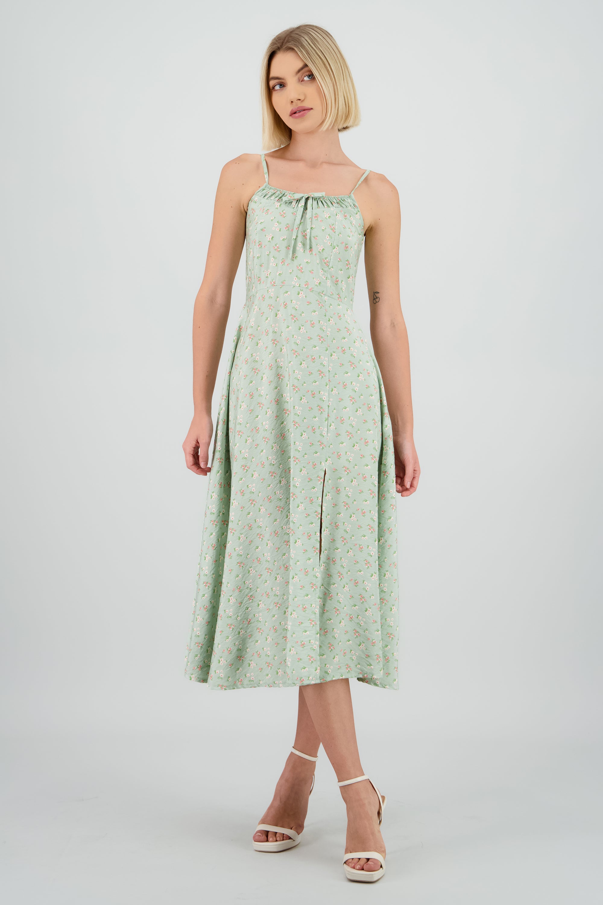 LIGHT GREEN