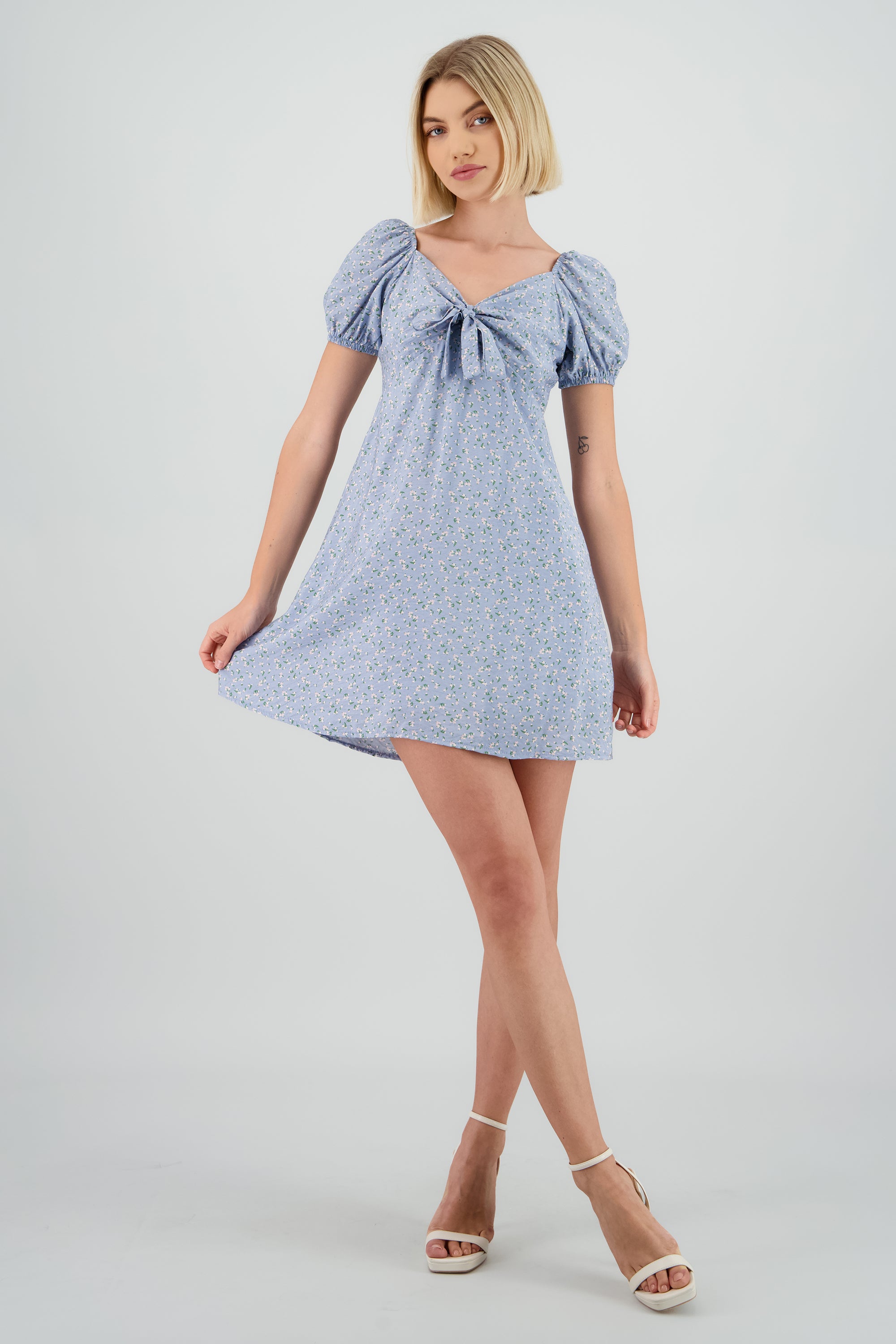 PASTEL BLUE