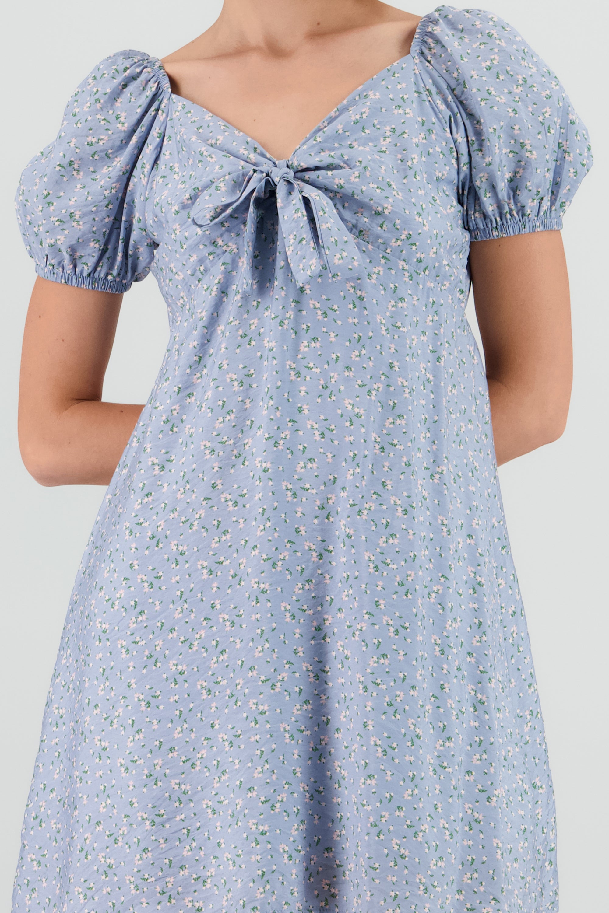 Vestido mini manga abullonada detalle moño AZUL PASTEL