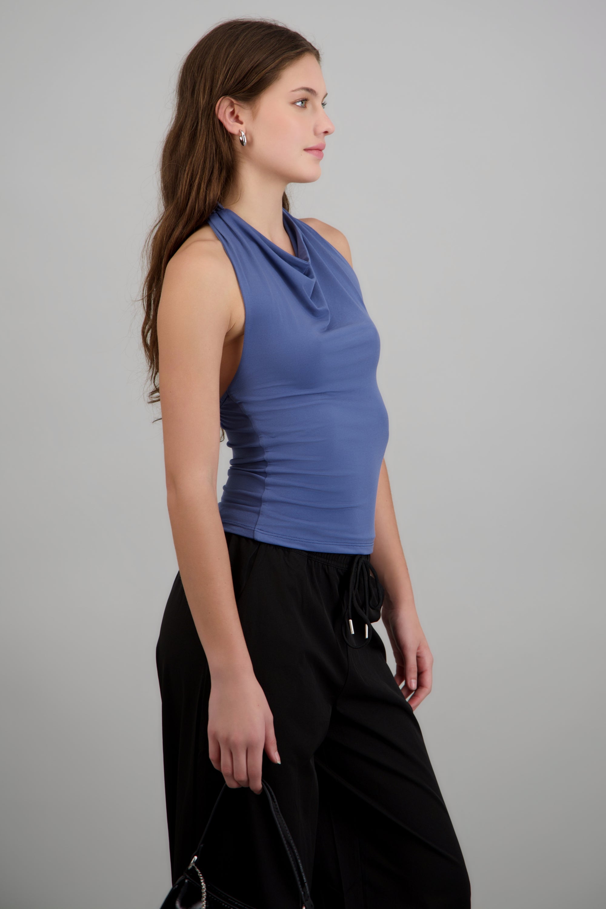 Top cuello cascada halter AZUL