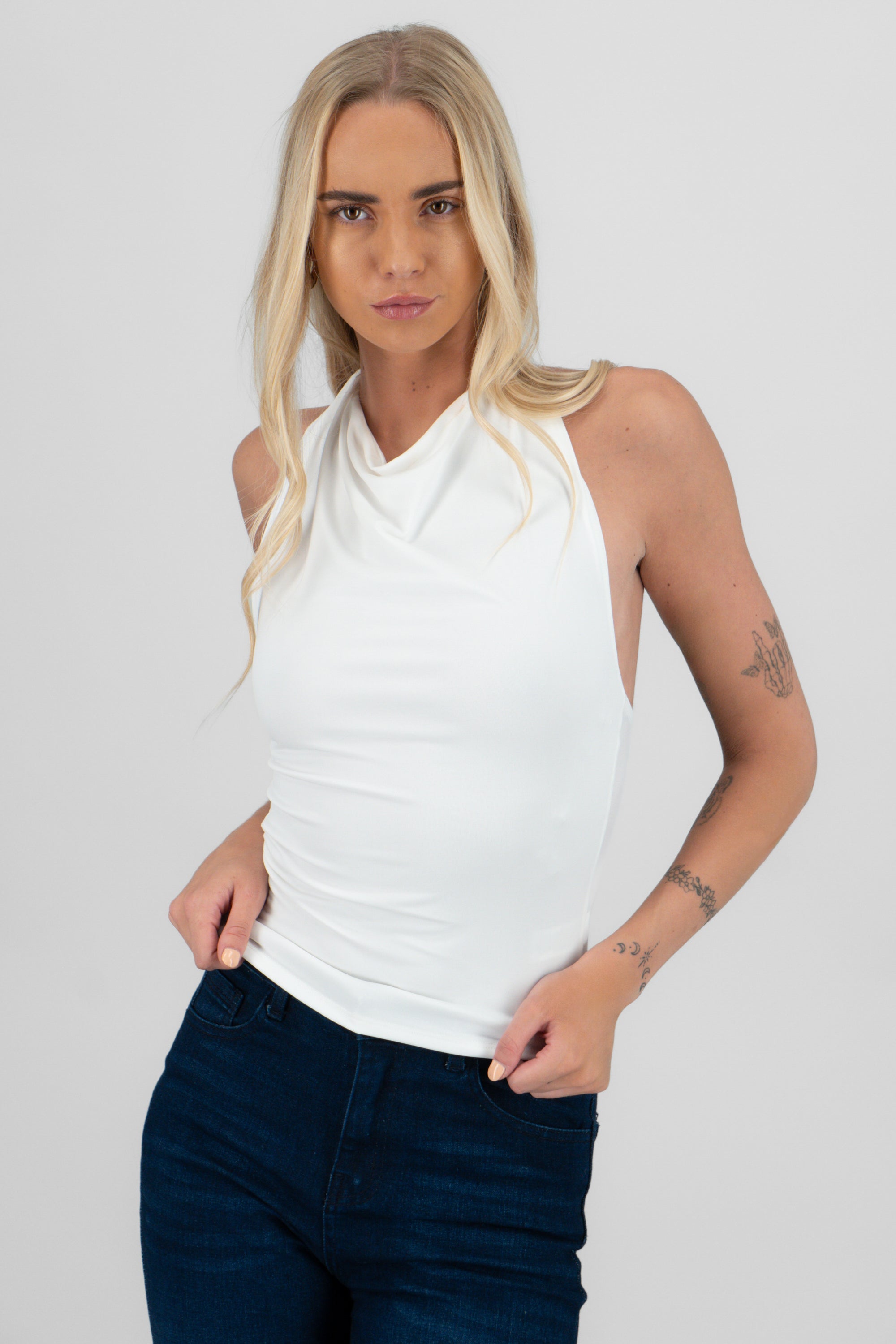 Top cuello cascada halter BLANCO