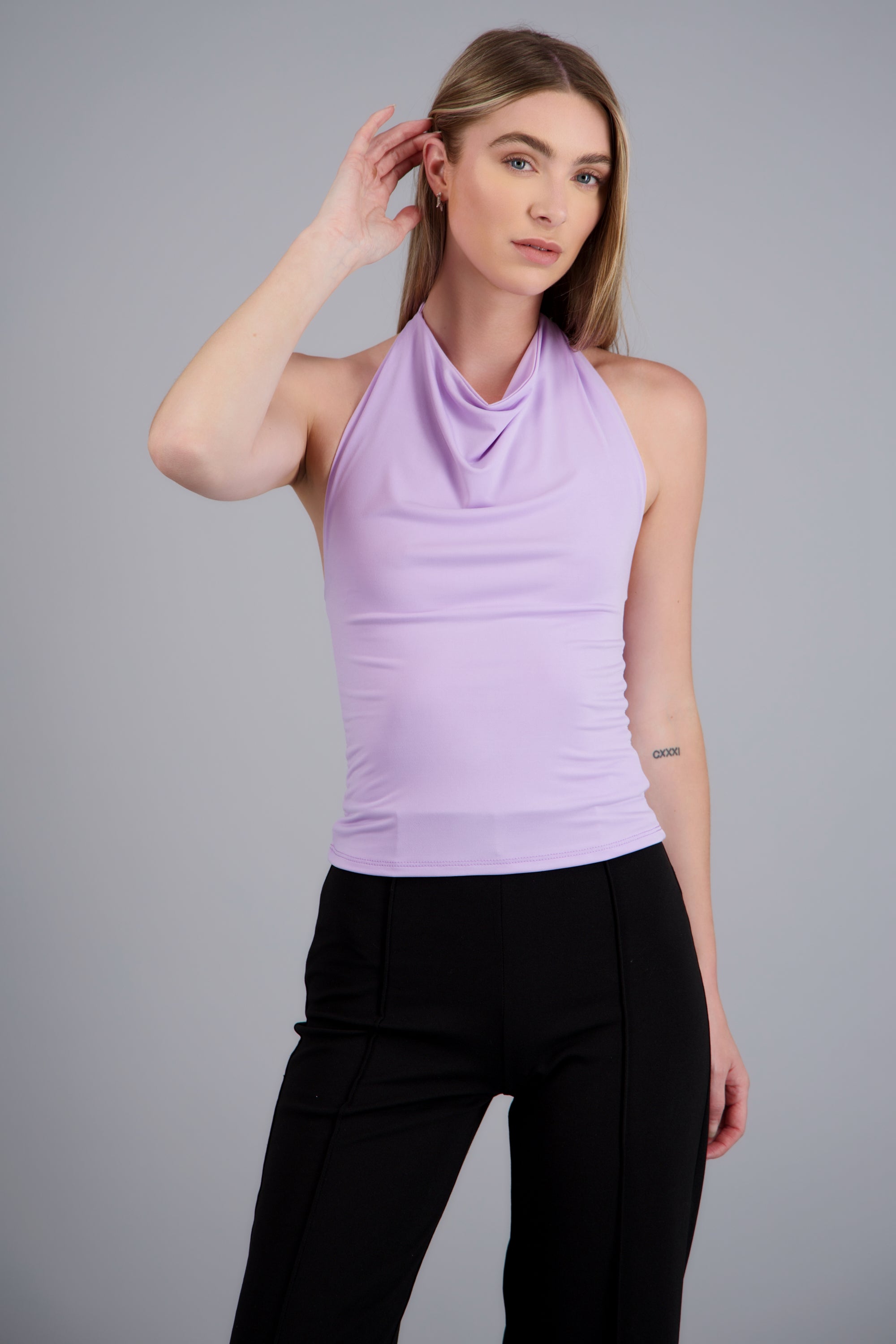 TOP CUELLO CASCADA HALTER LILA