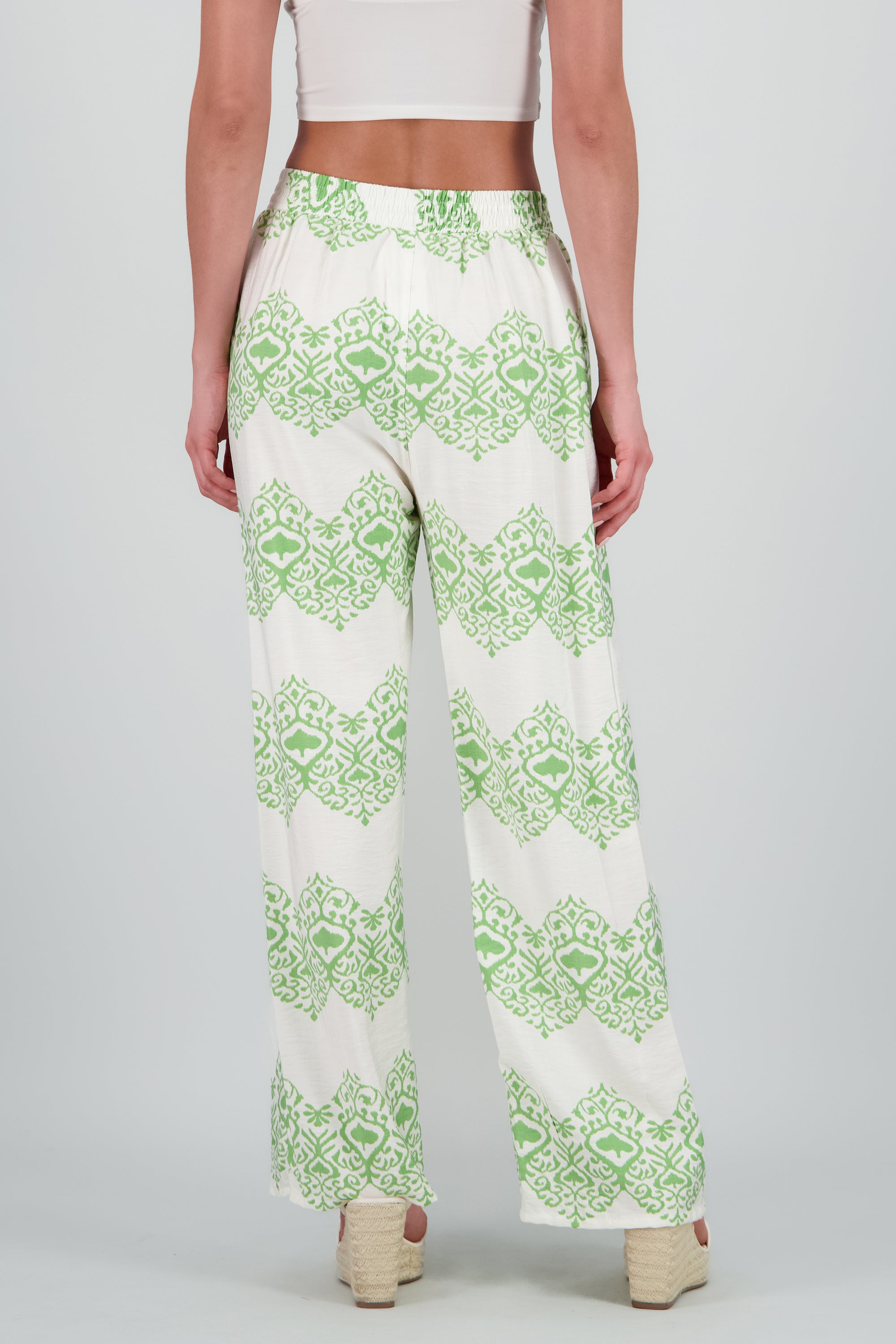 Pantalon fluido estampado paisley VERDE COMBO