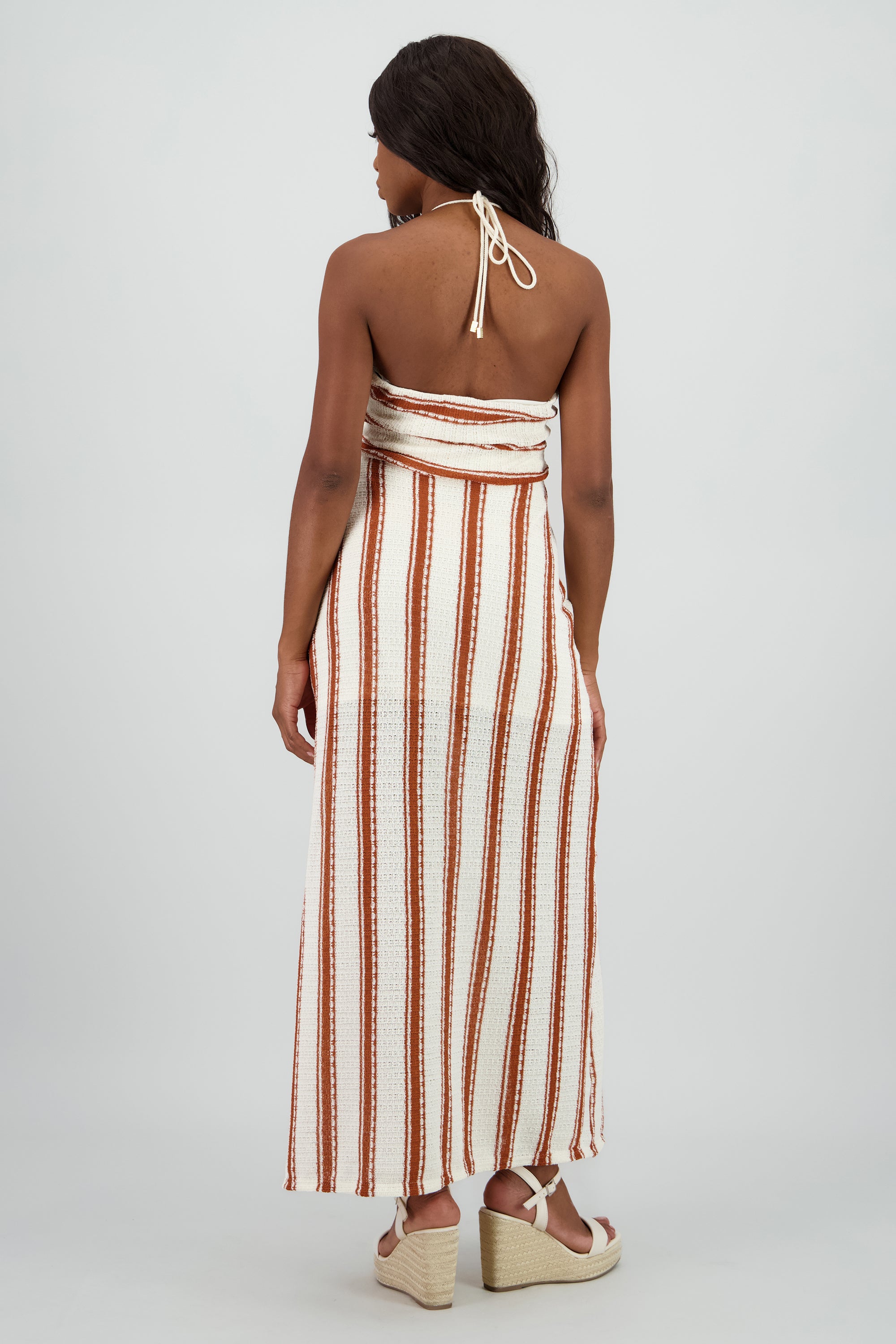 Vestido maxi halter cutout lineas HUESO COMBO