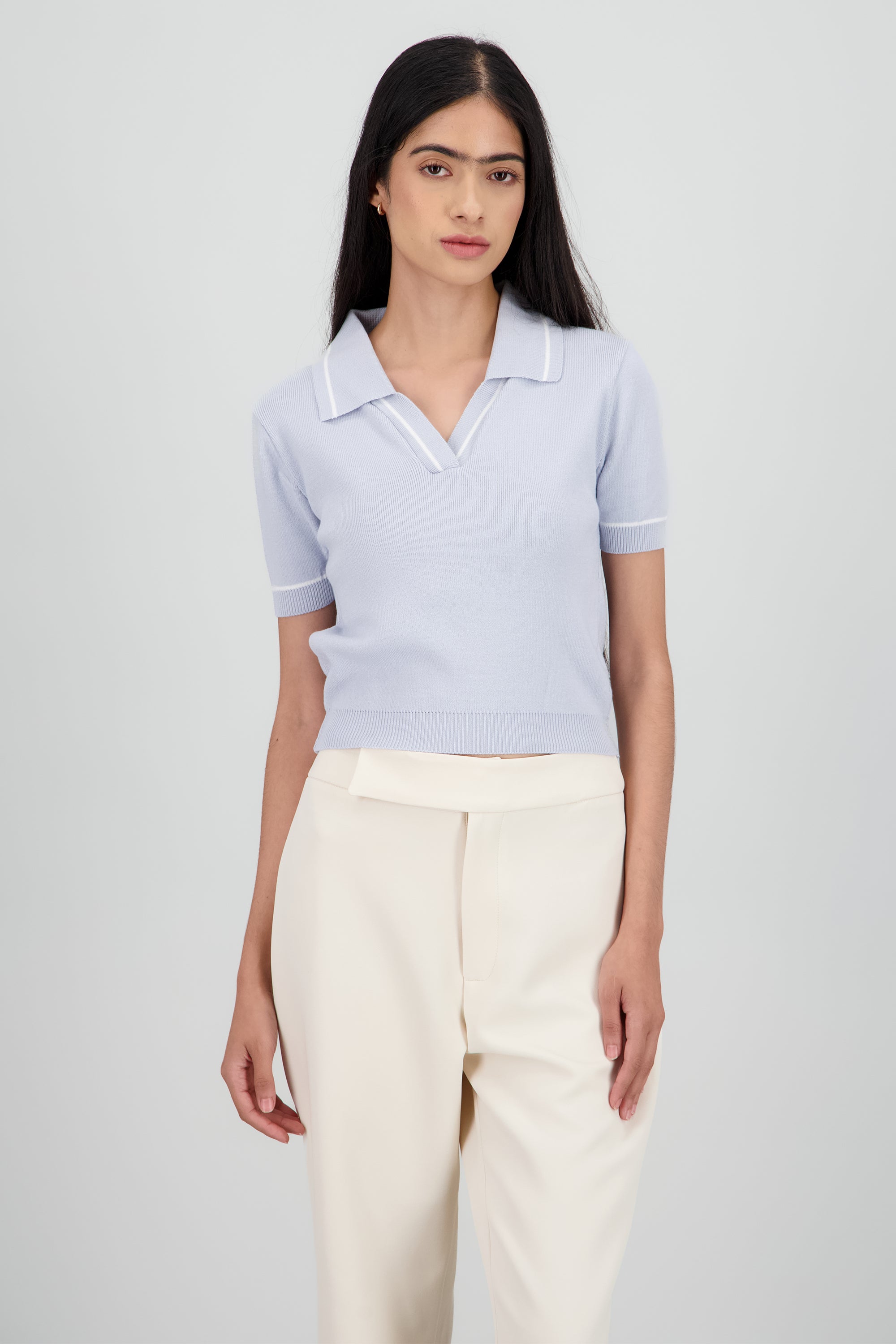 Top cuello camisero contraste AZUL CIELO
