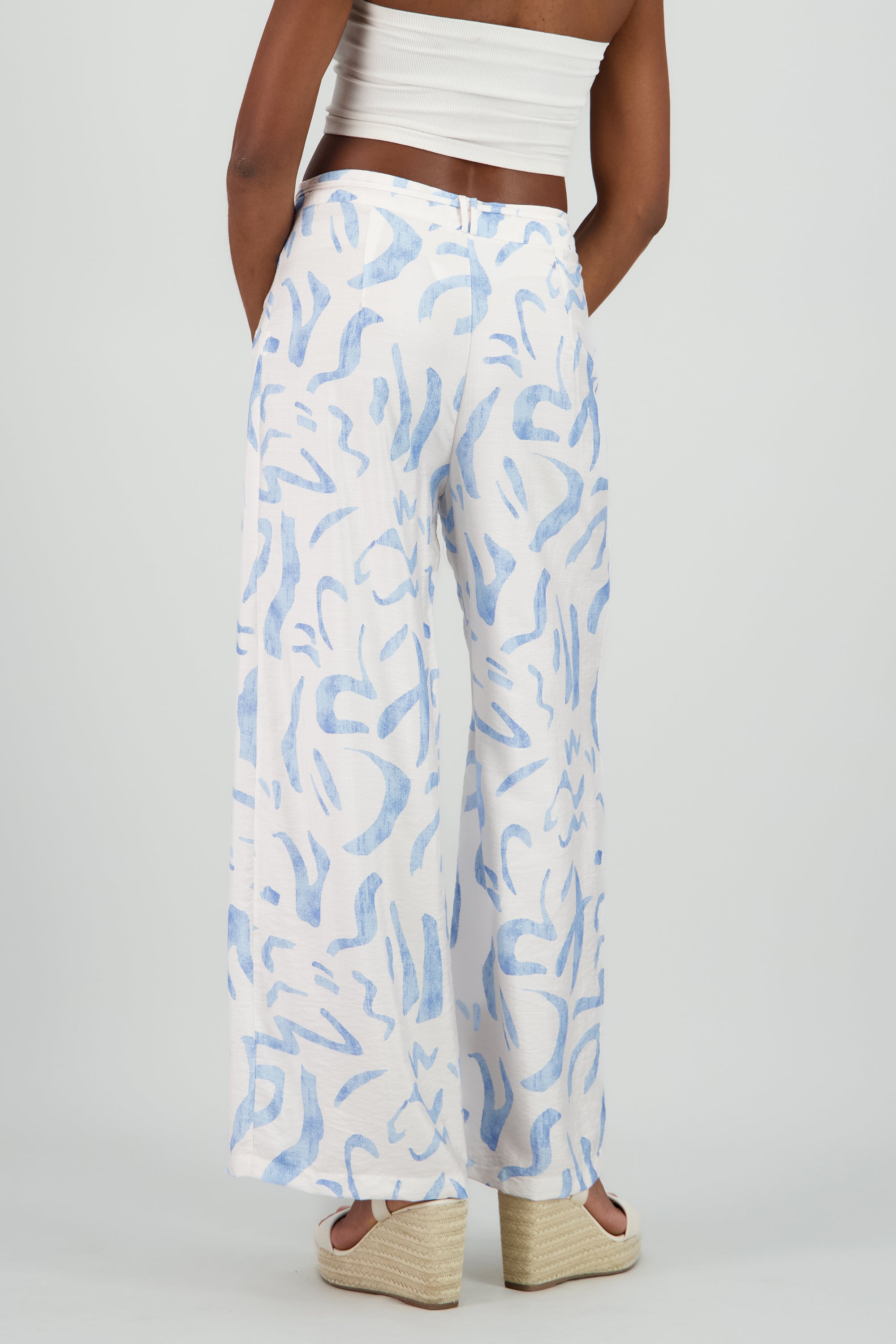 Pantalon estampado geometrico fluido AZUL COMBO