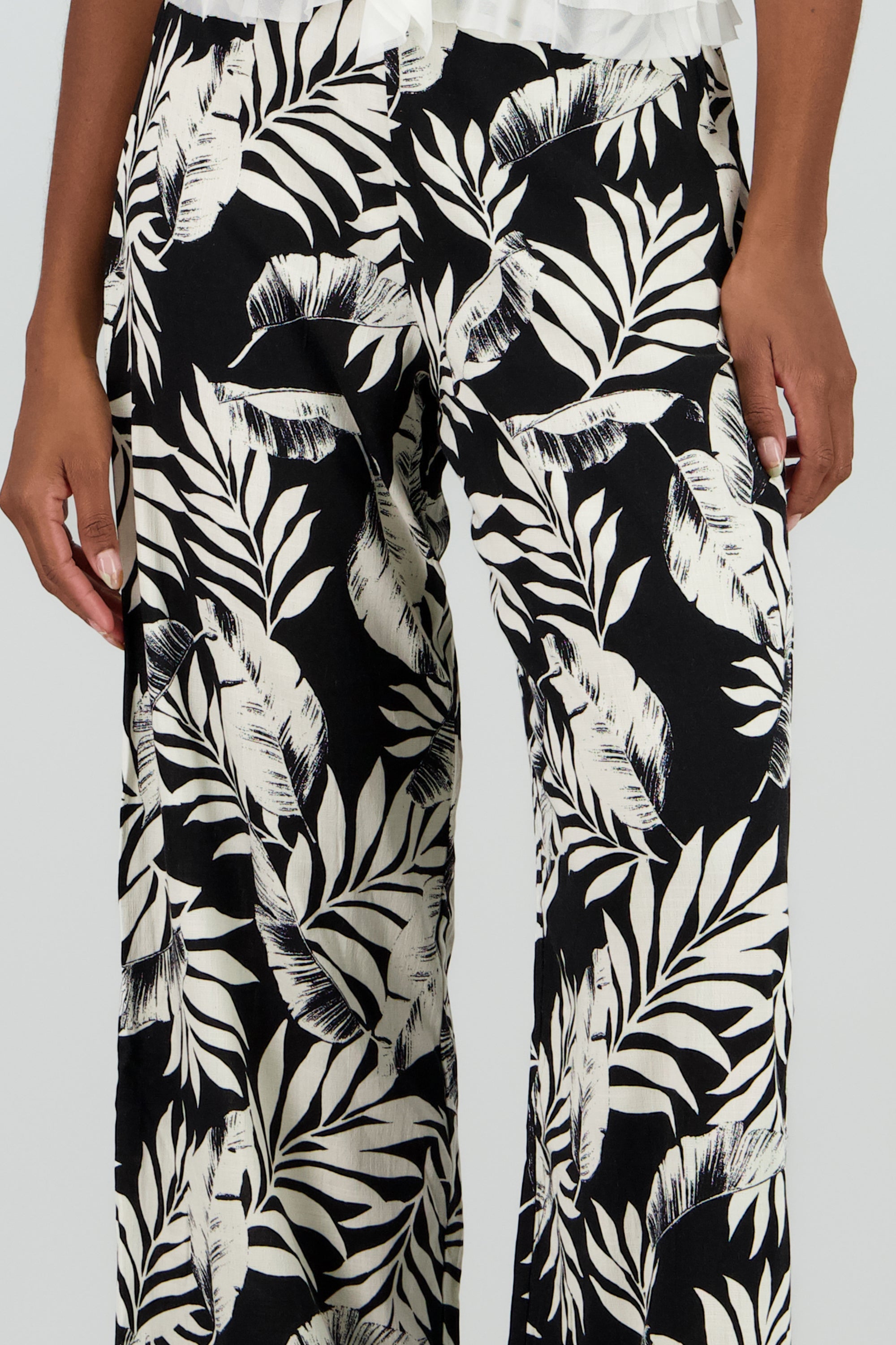 Pantalon amplio estampado NEGRO COMBO