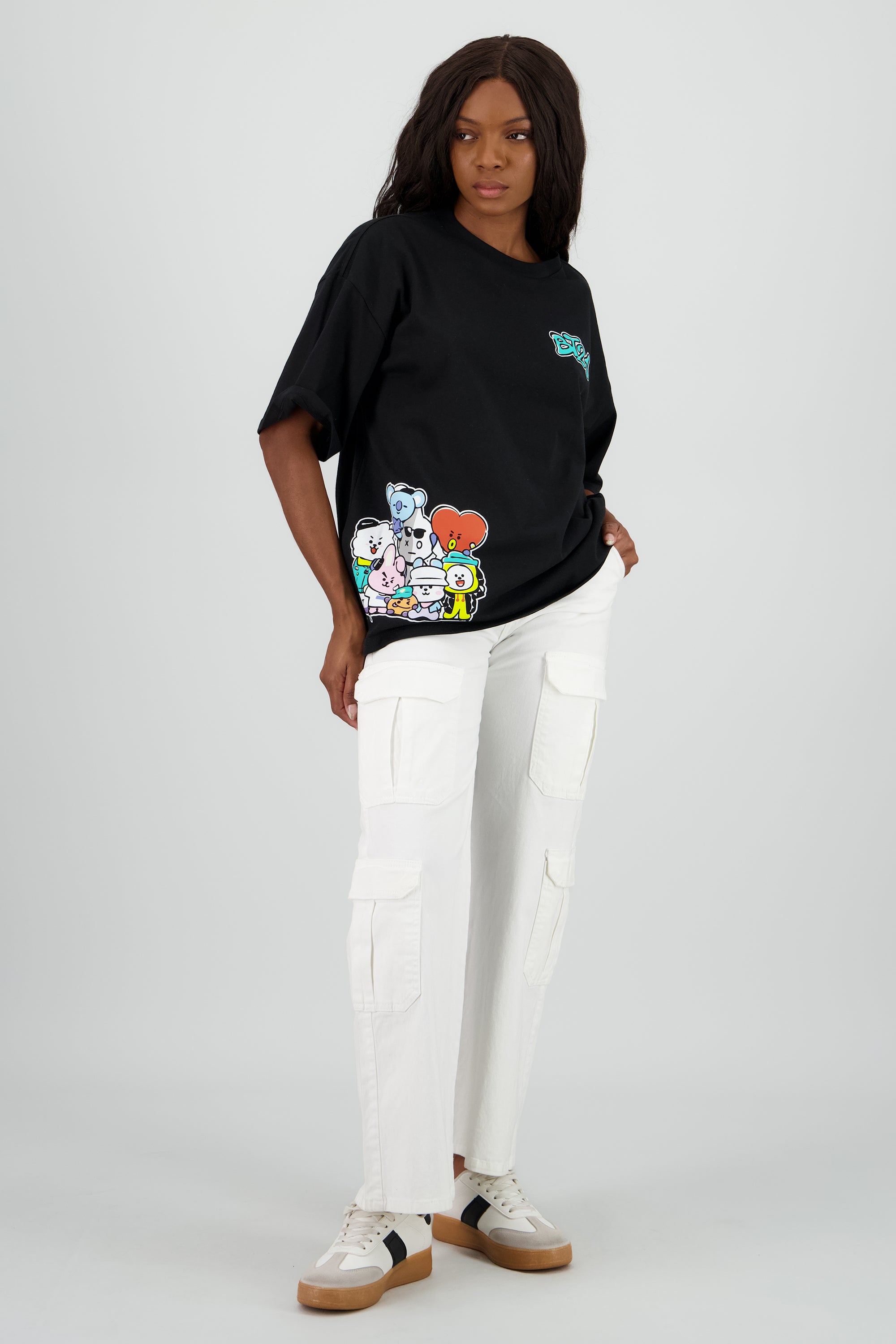Playera BT21 personajes NEGRO