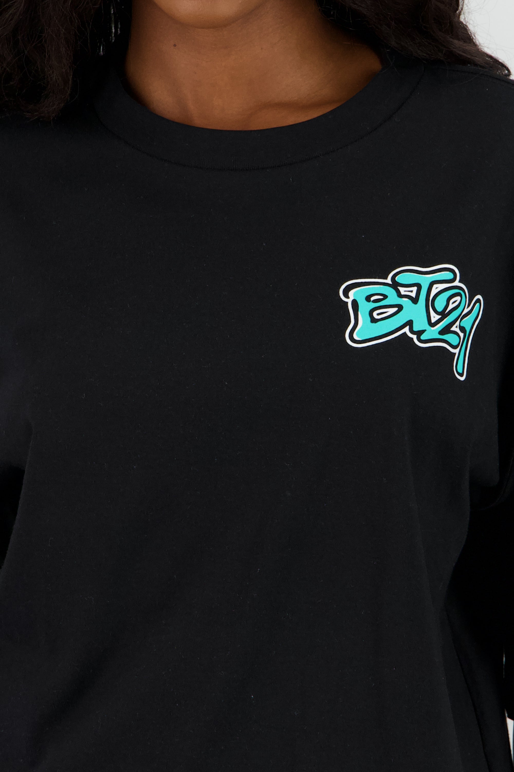 Playera BT21 personajes NEGRO