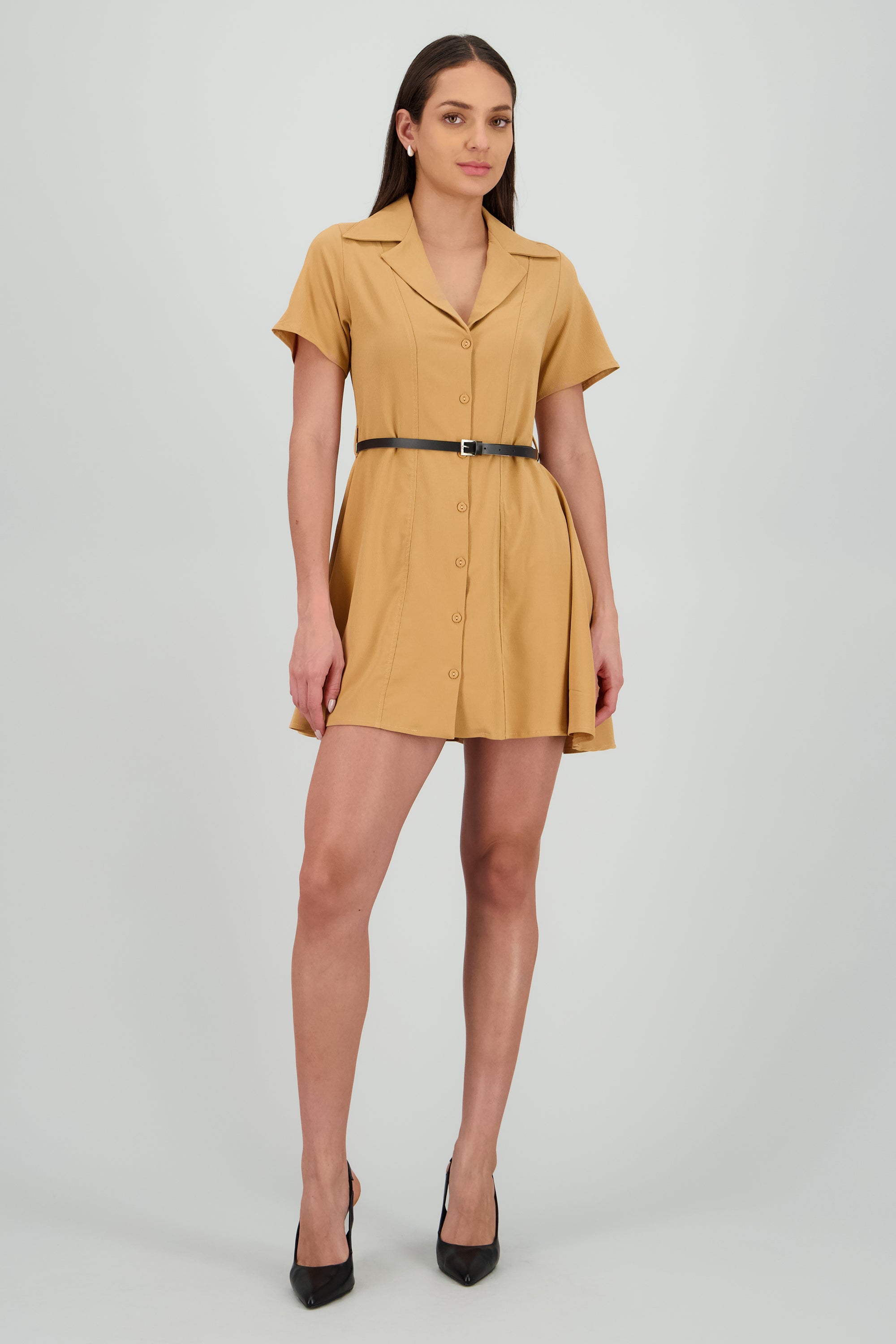 Vestido mini cuello camisero cinturon CAMELLO