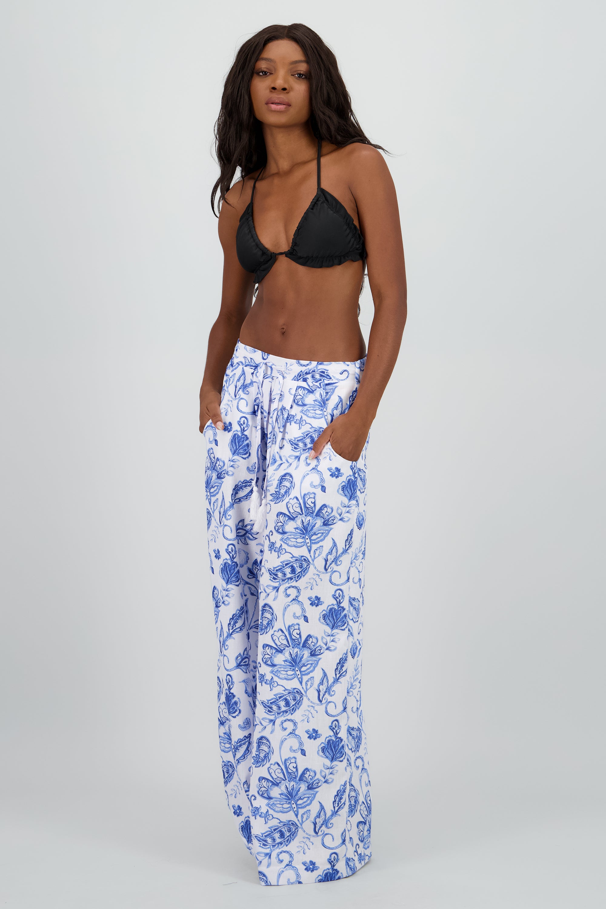 Pantalon amplio estampado jaretas detalle AZUL COMBO