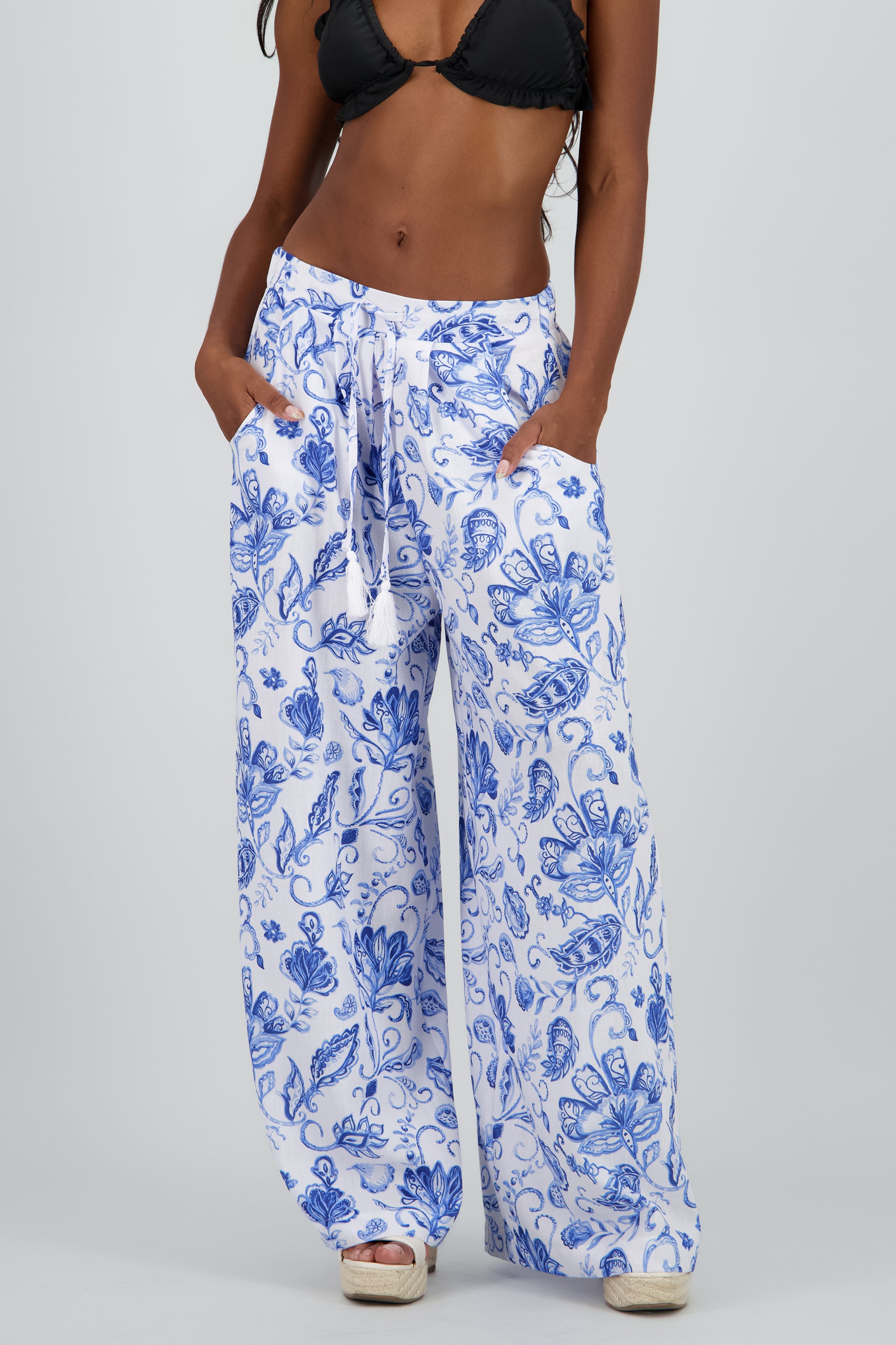 Pantalon amplio estampado jaretas detalle AZUL COMBO