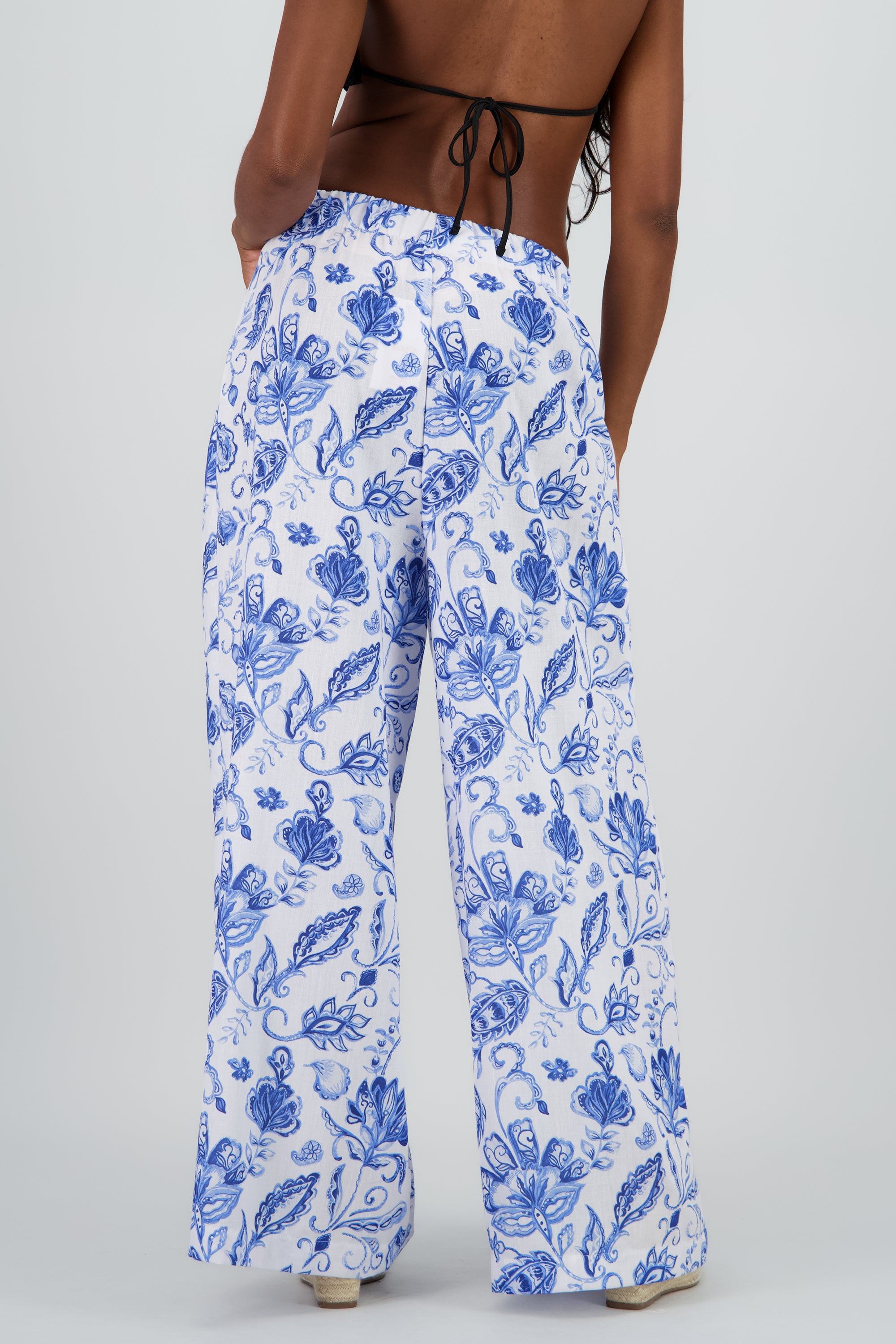 Pantalon amplio estampado jaretas detalle AZUL COMBO