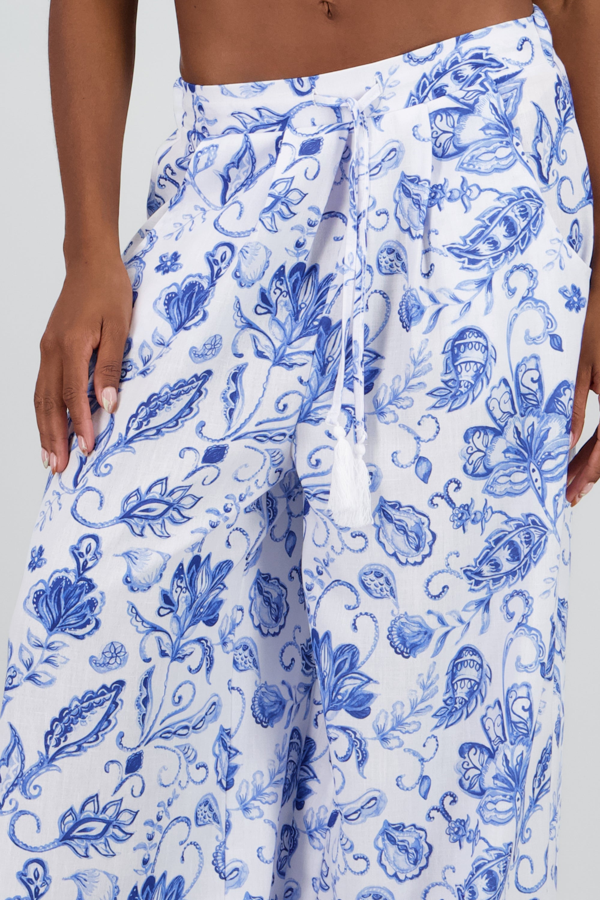 Pantalon amplio estampado jaretas detalle AZUL COMBO