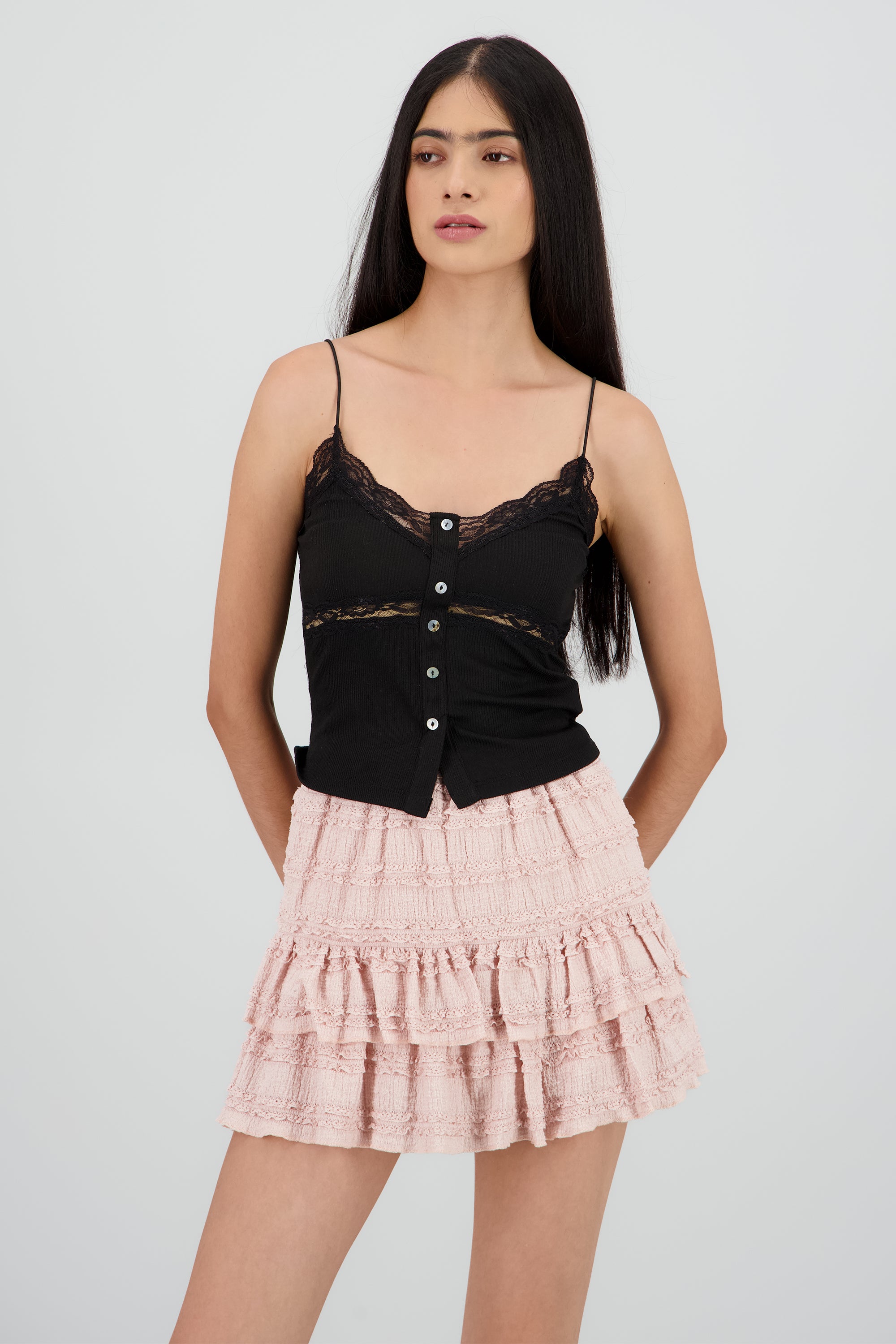 Top tirantes detalle encaje botones NEGRO
