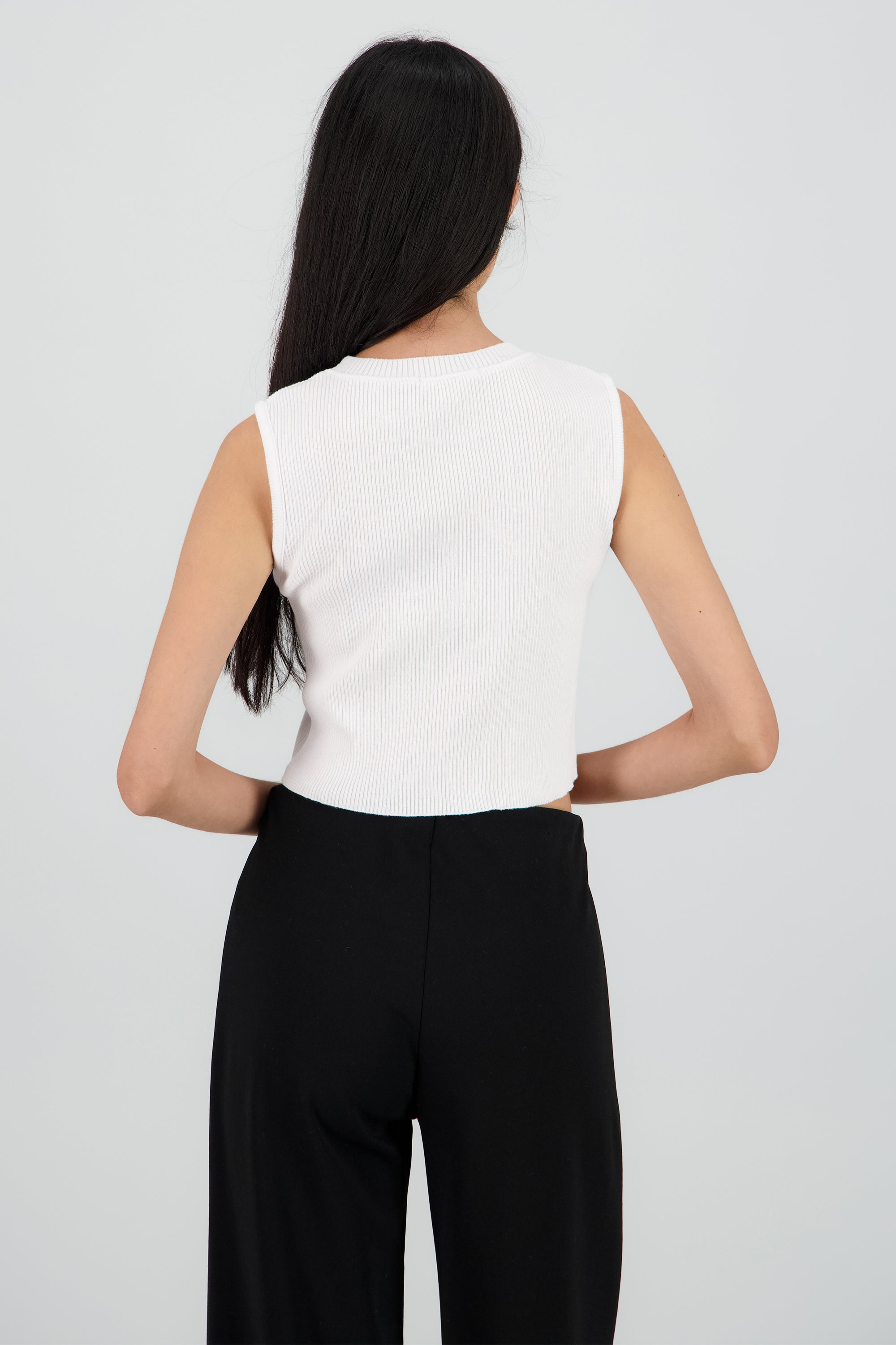 Top crop liso sin manga BLANCO