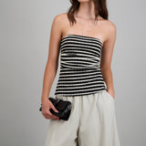 BLACK/WHITE