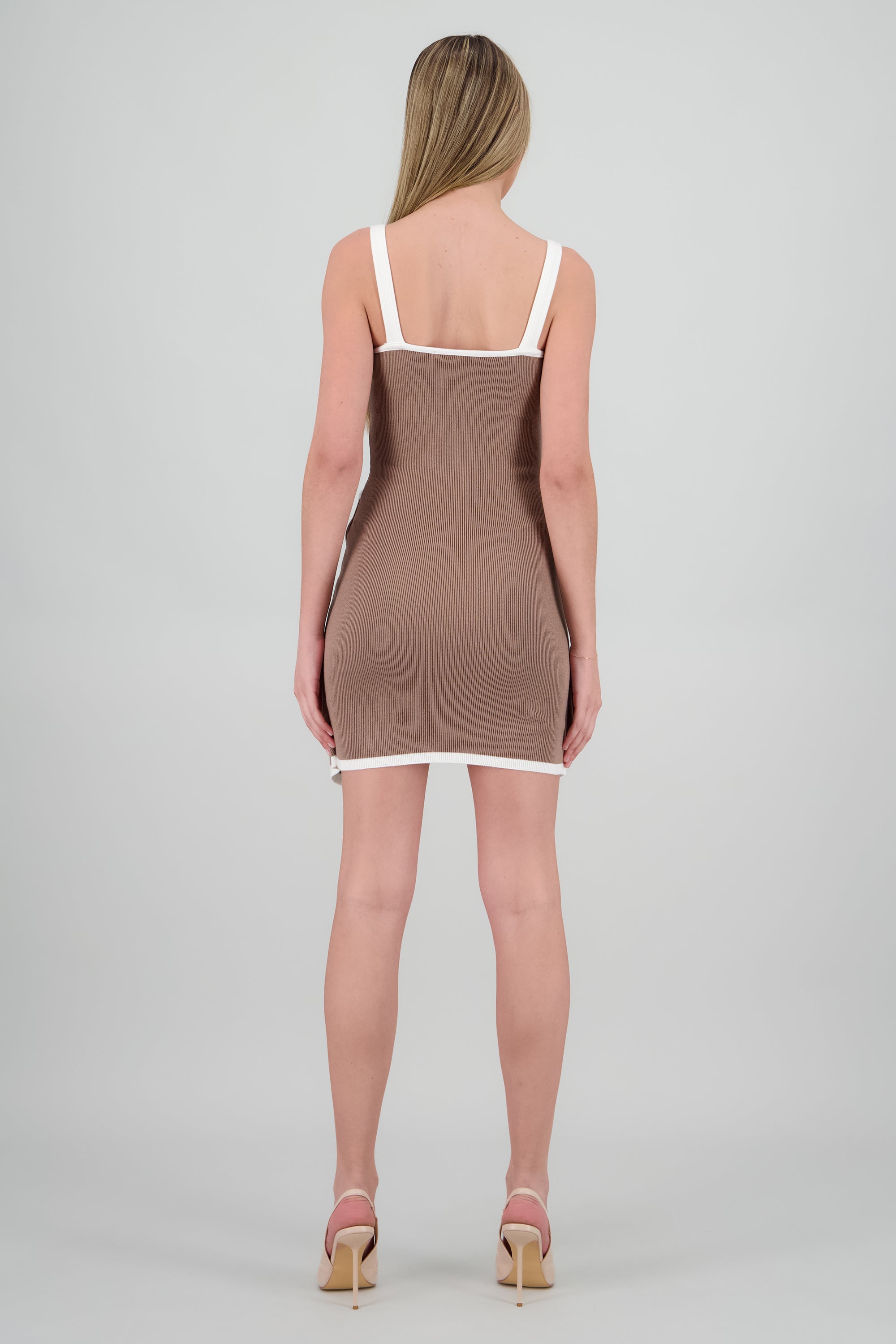 Vestido tirantes contraste detalle laso CAFE