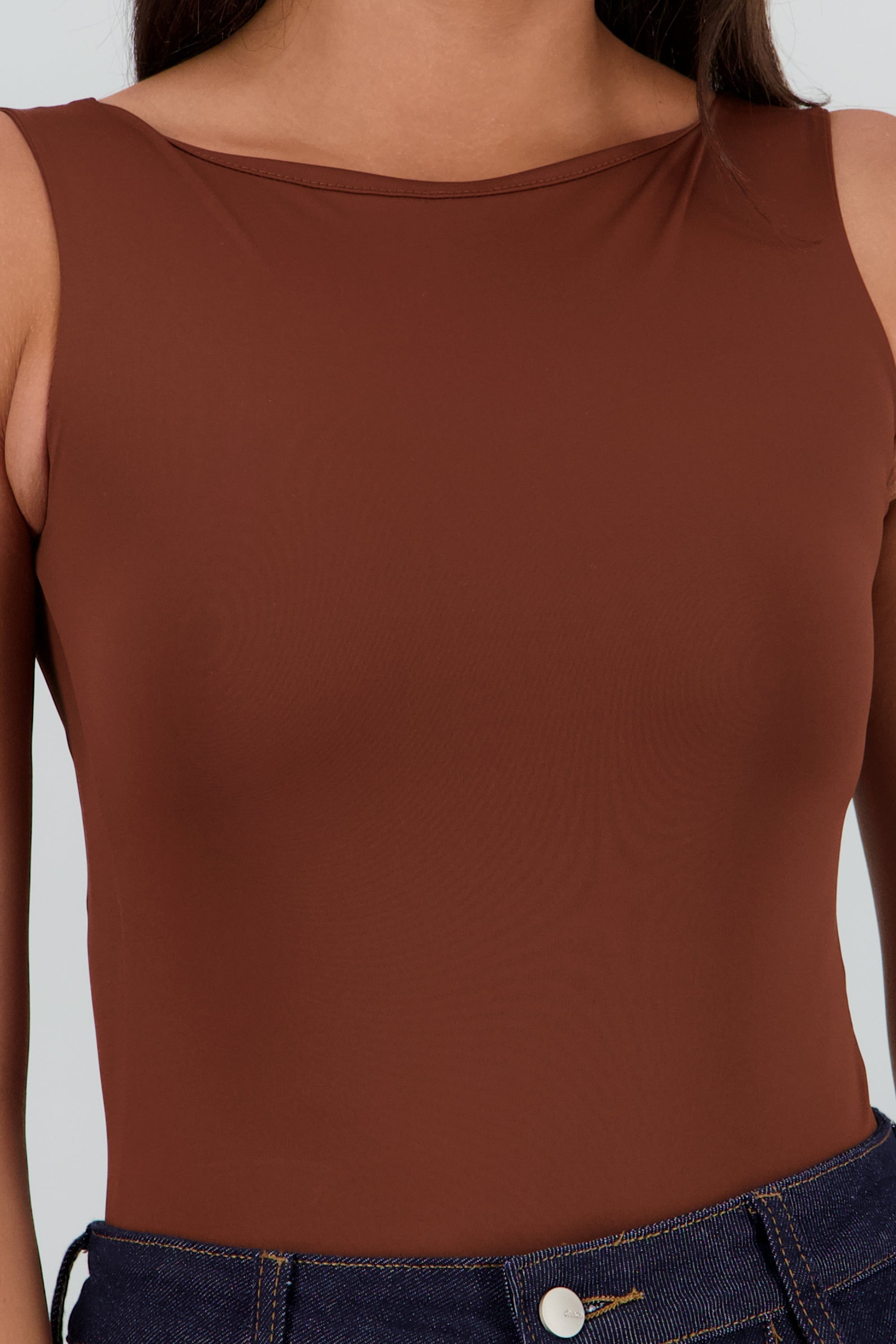 Body liso sin mangas CHOCOLATE
