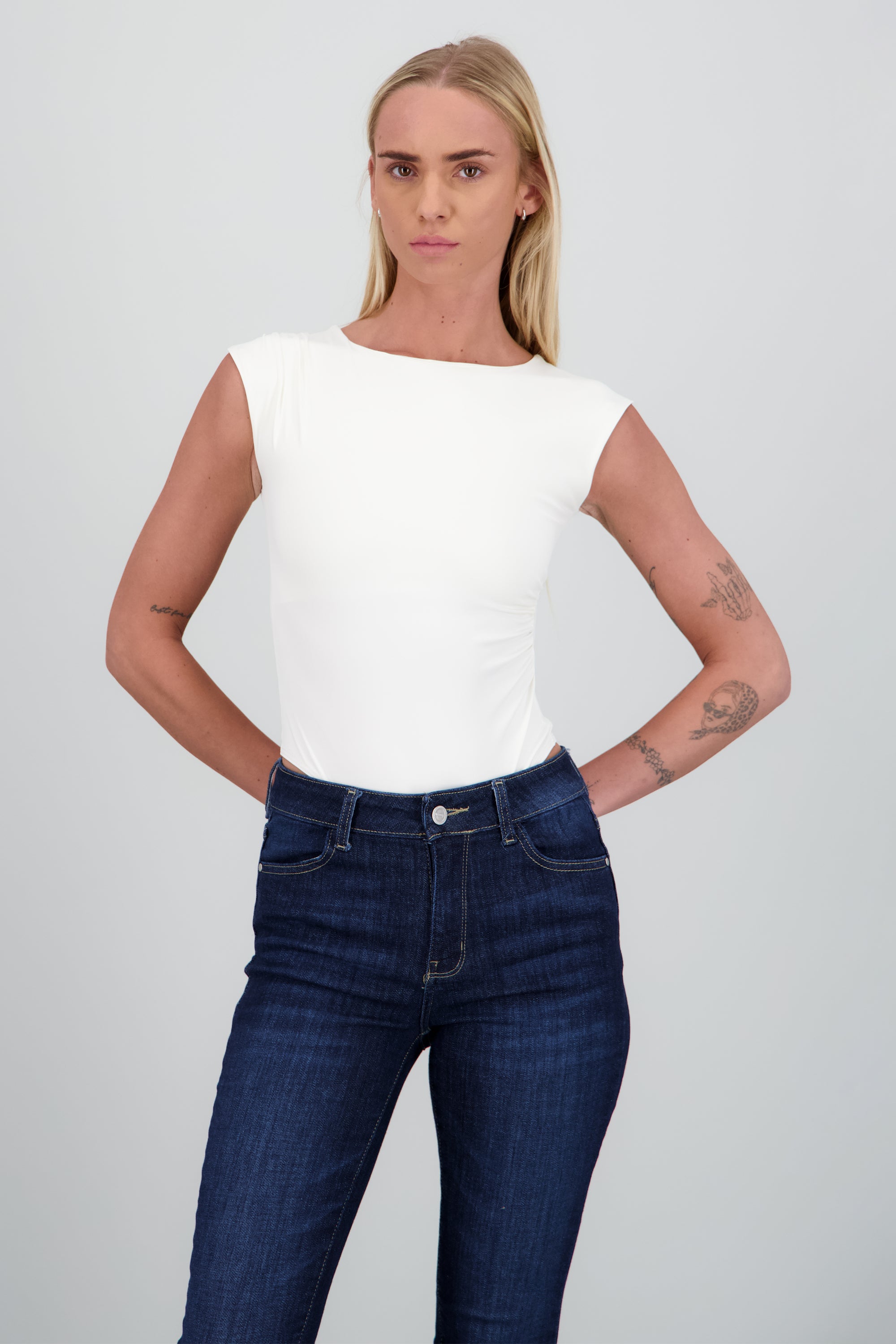 Body detalle drapeado hombro BLANCO