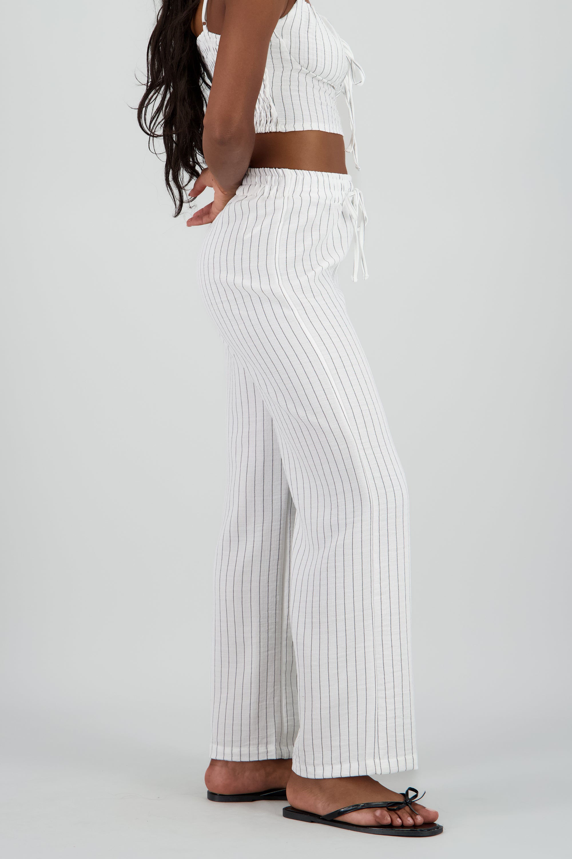 Pantalon textura jareta lineas BLANCO COMBO