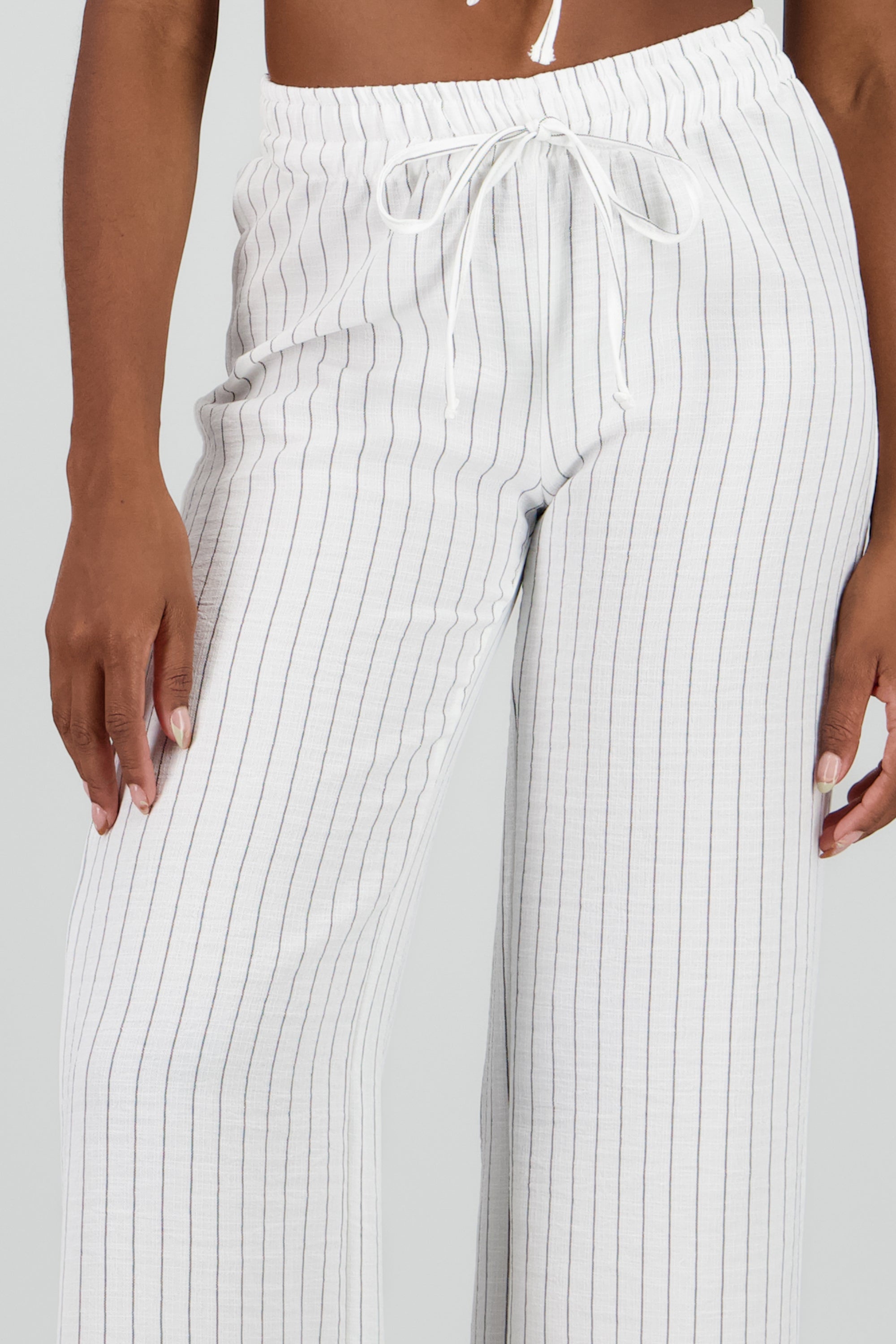 Pantalon textura jareta lineas BLANCO COMBO