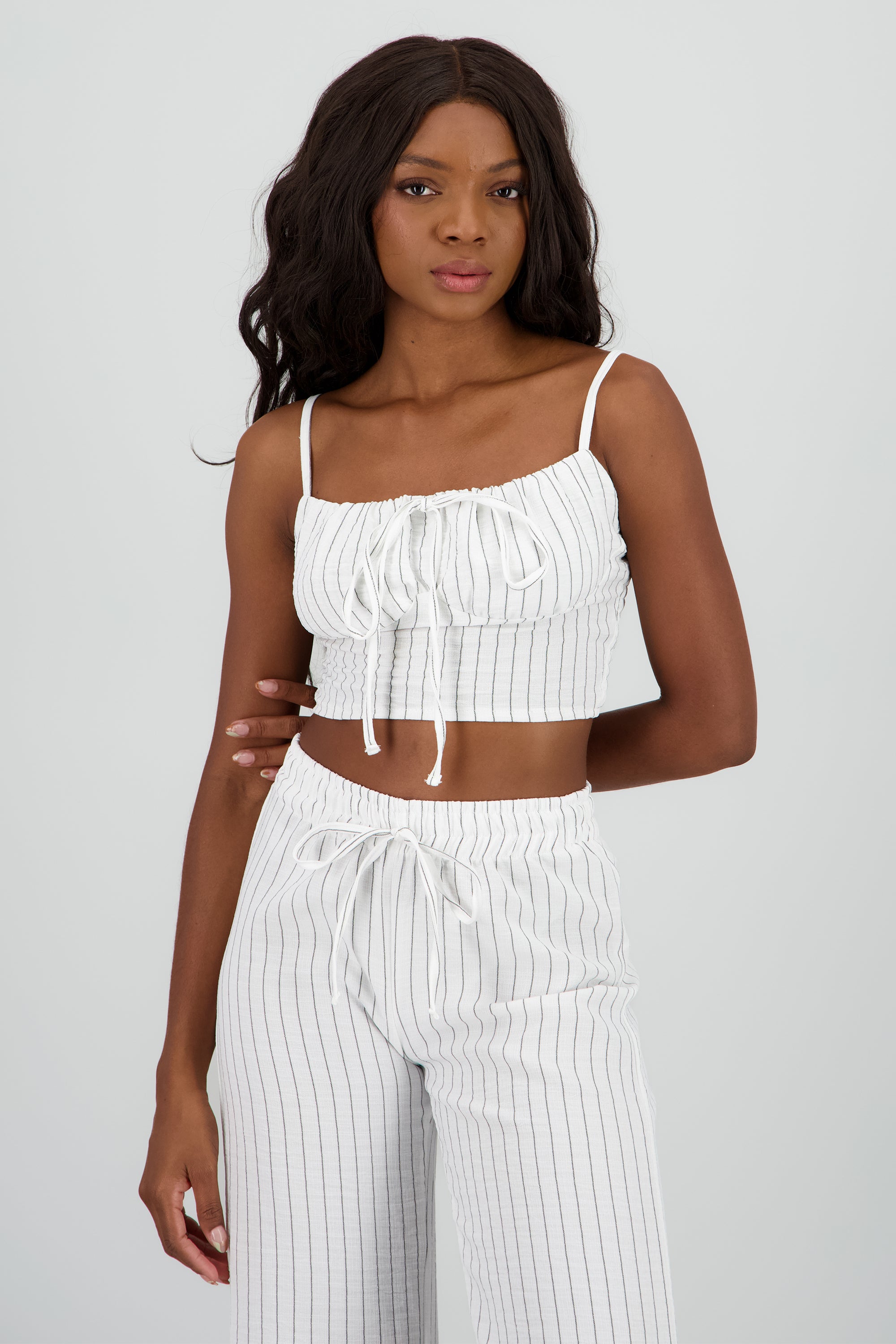 Top textura frunce tirantes BLANCO COMBO