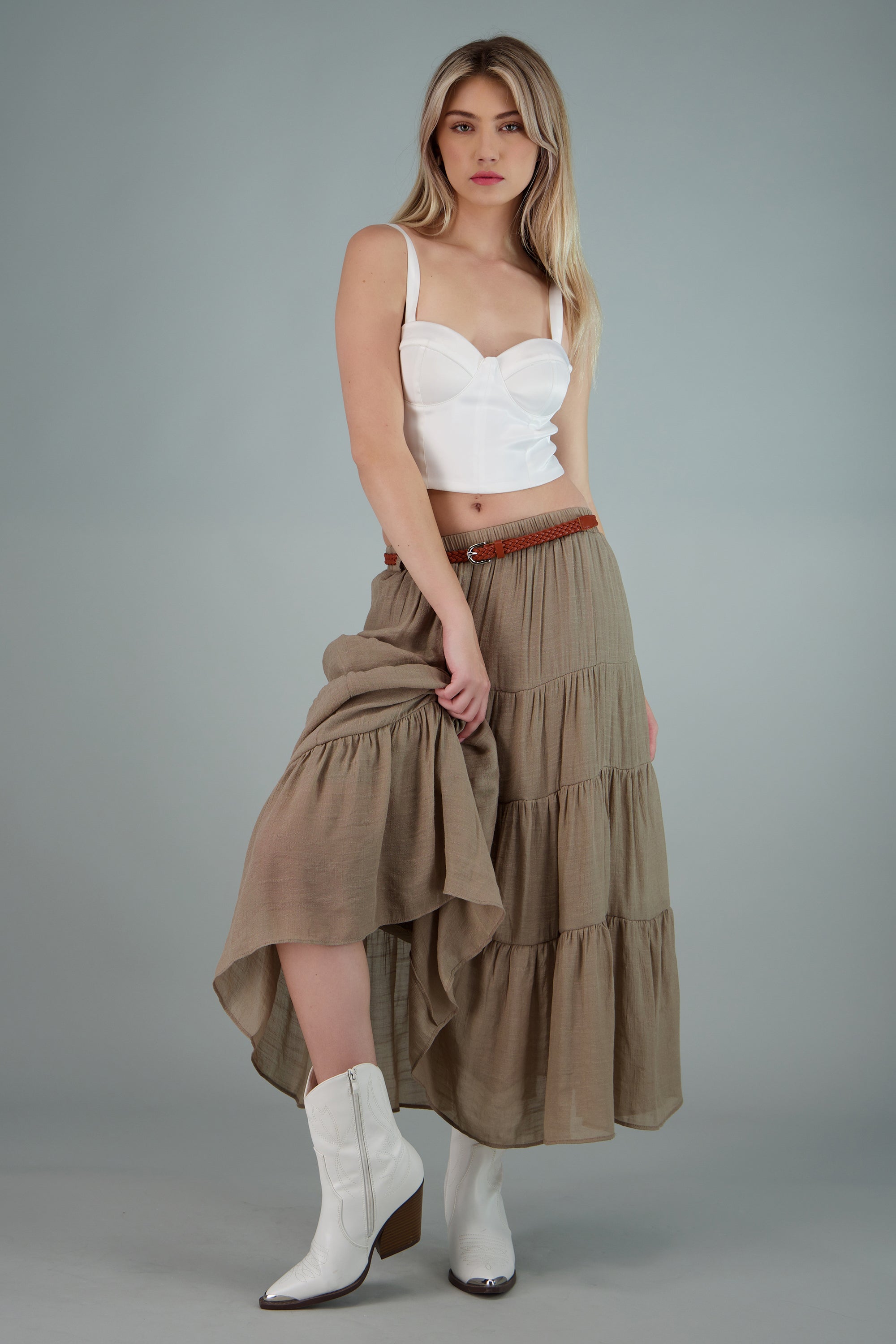 Falda midi con cinturon BEIGE