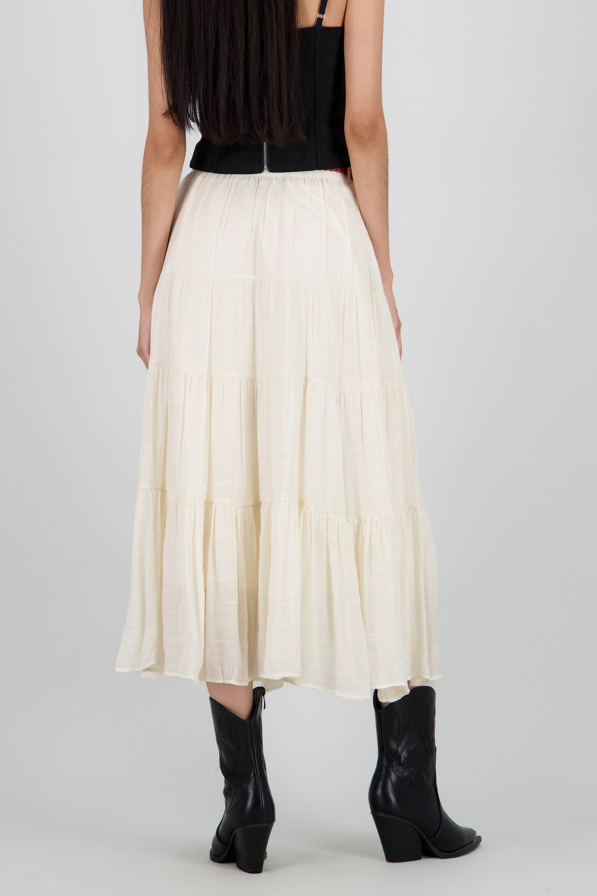Falda midi con cinturon HUESO
