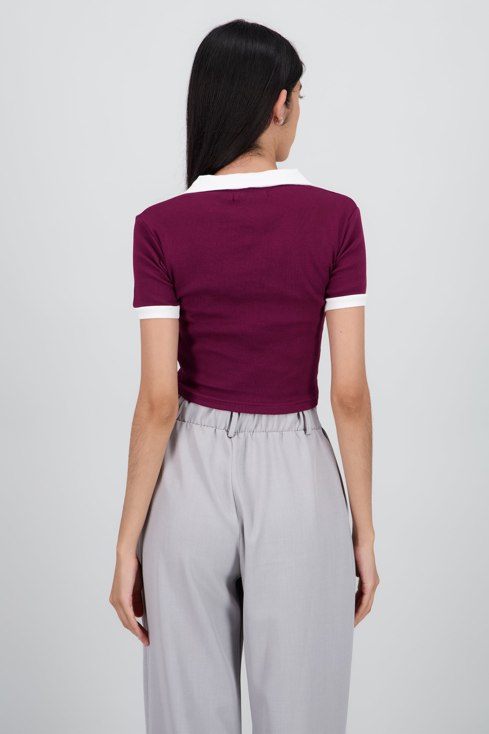 Top cuello polo contraste en mangas CIRUELA