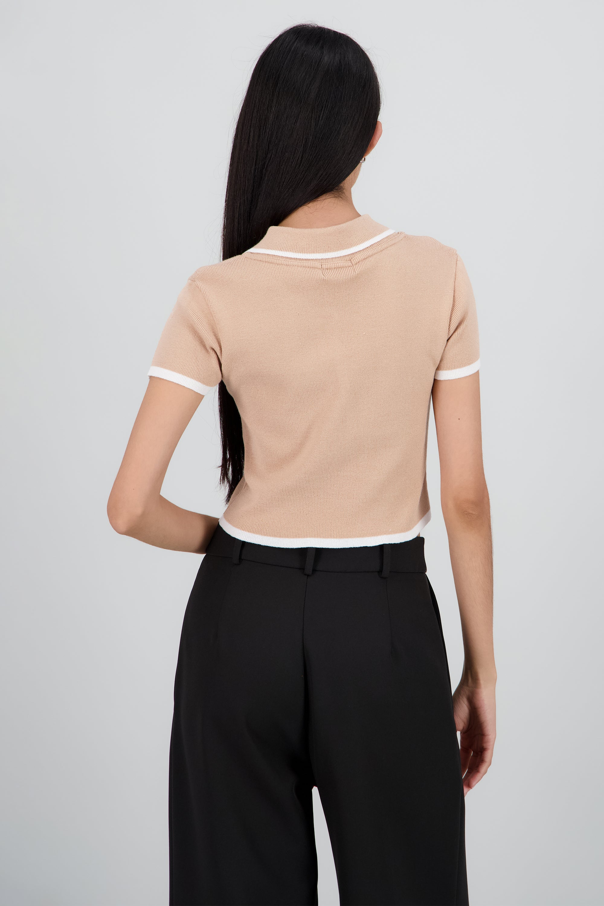 Top tejido contraste polo botones BEIGE