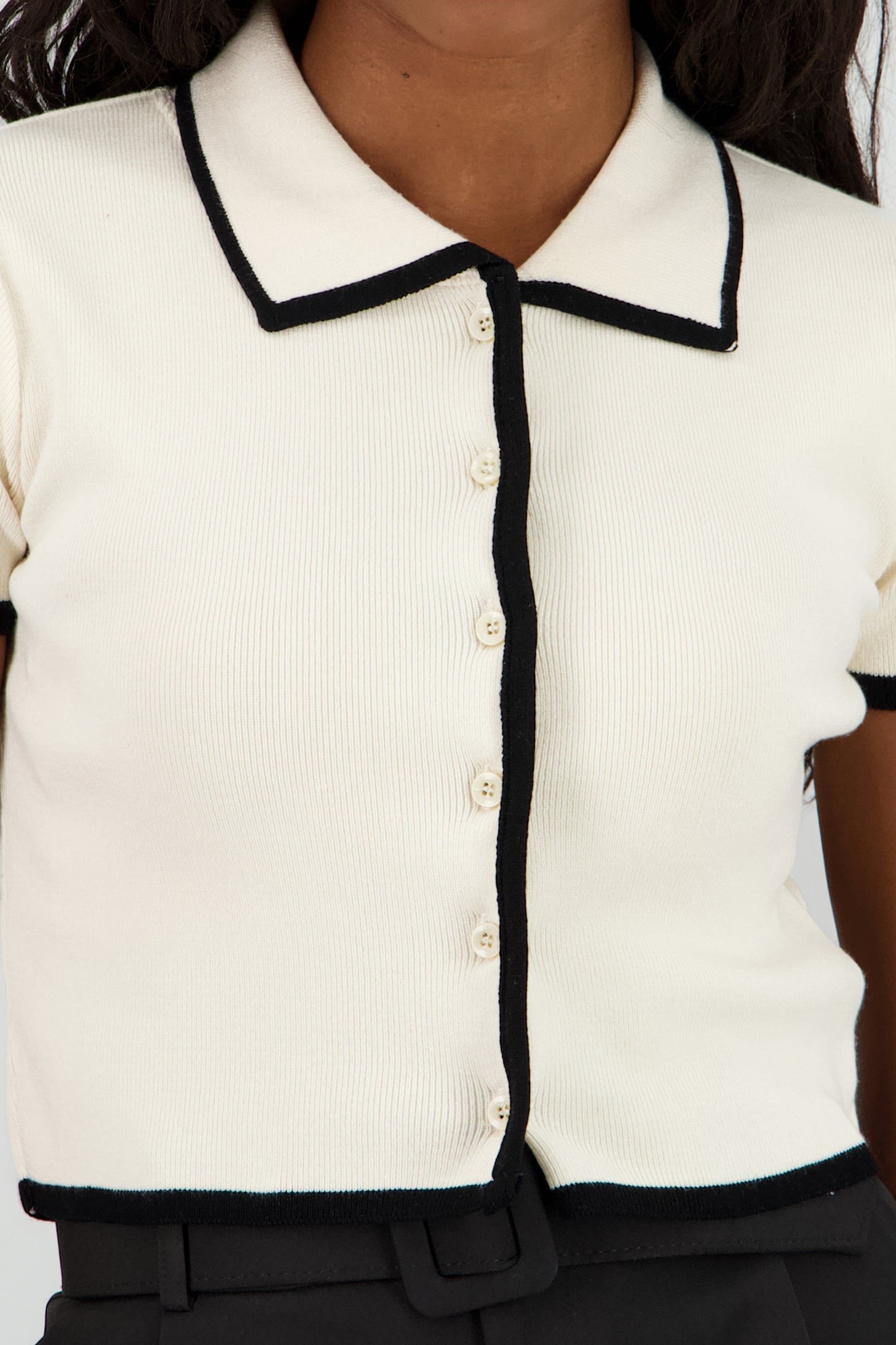 Top tejido contraste polo botones HUESO COMBO