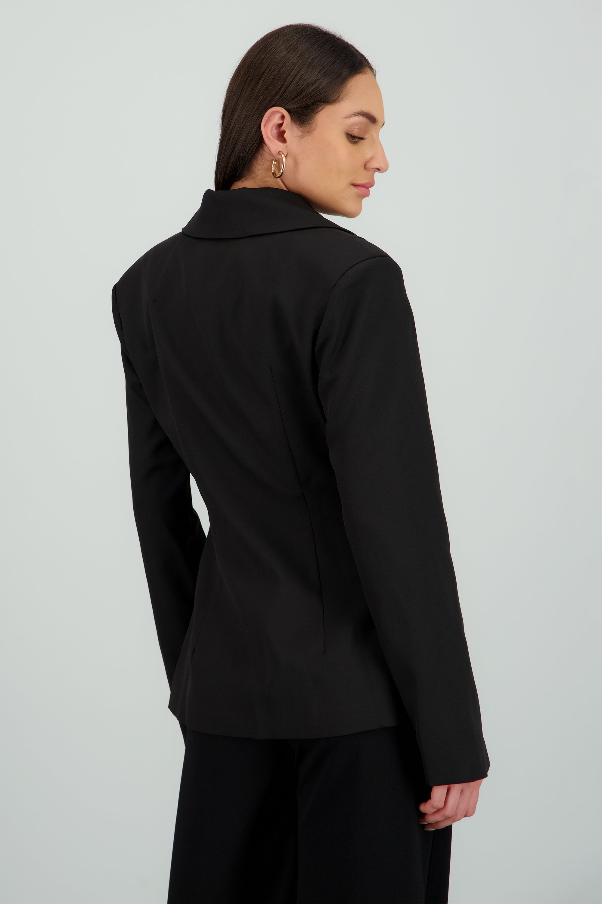 Blazer asimetrico detalle botón NEGRO