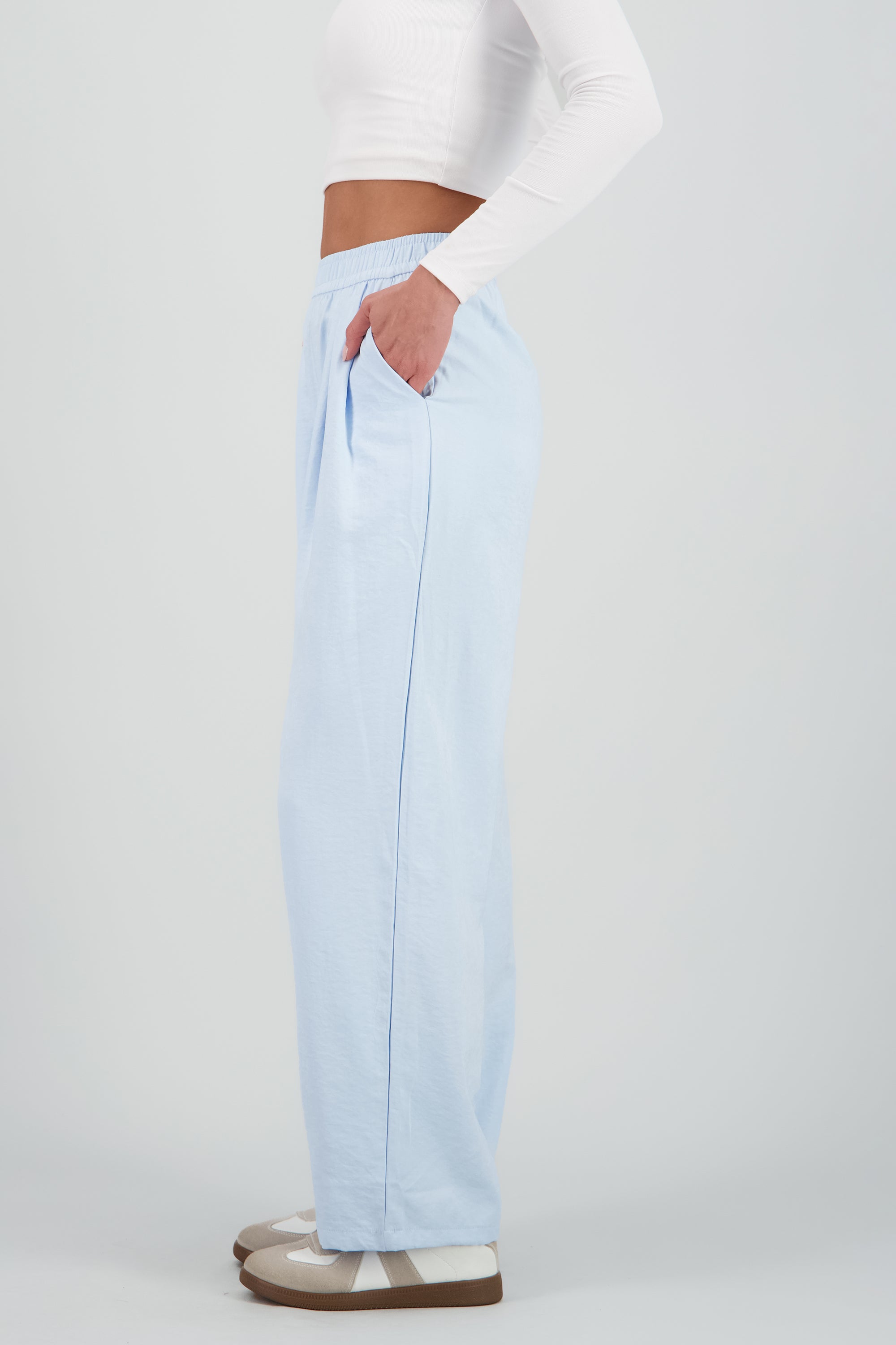 Pantalon liso AZUL CIELO
