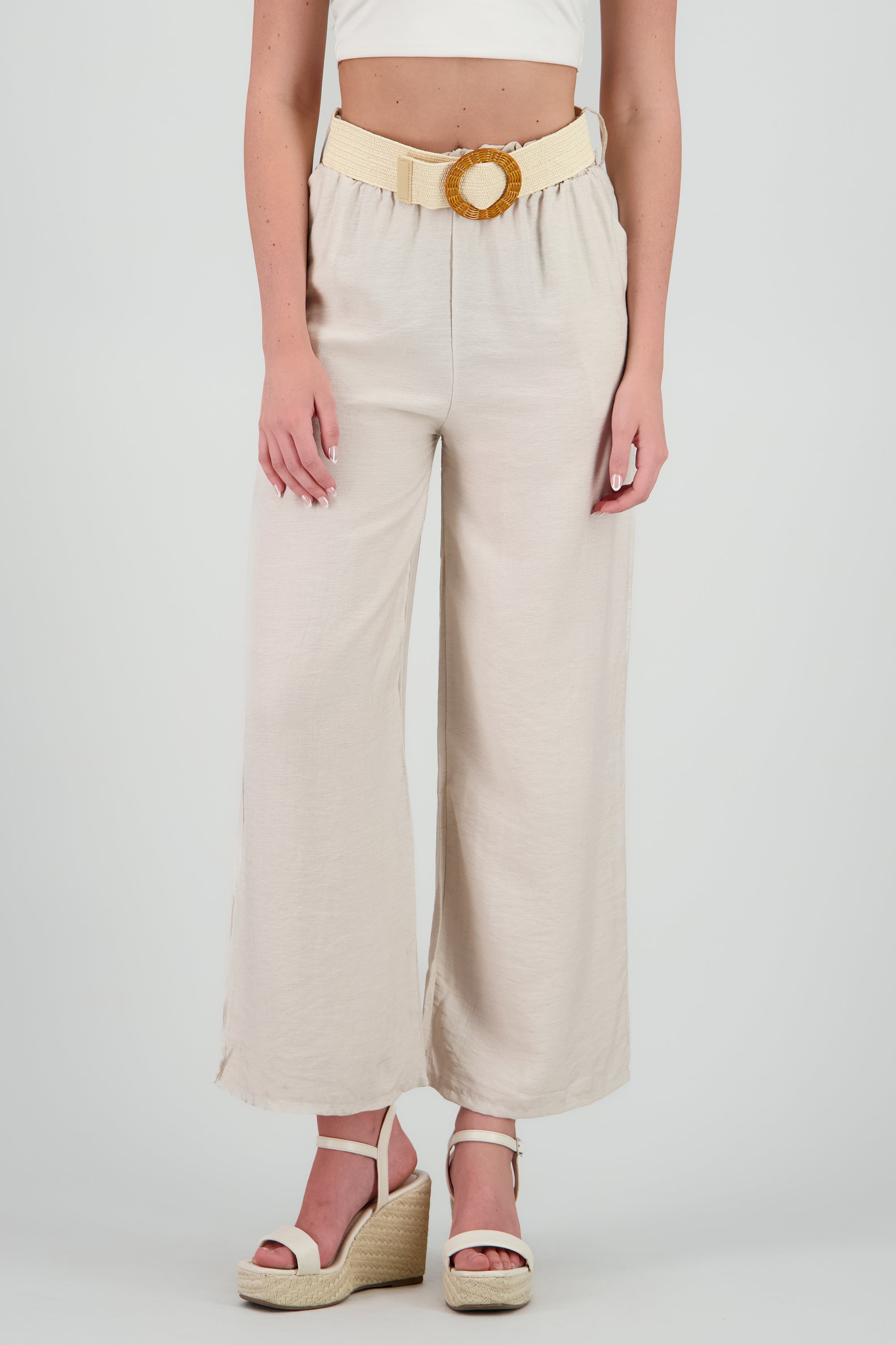 Pantalon liso con cinturon BEIGE