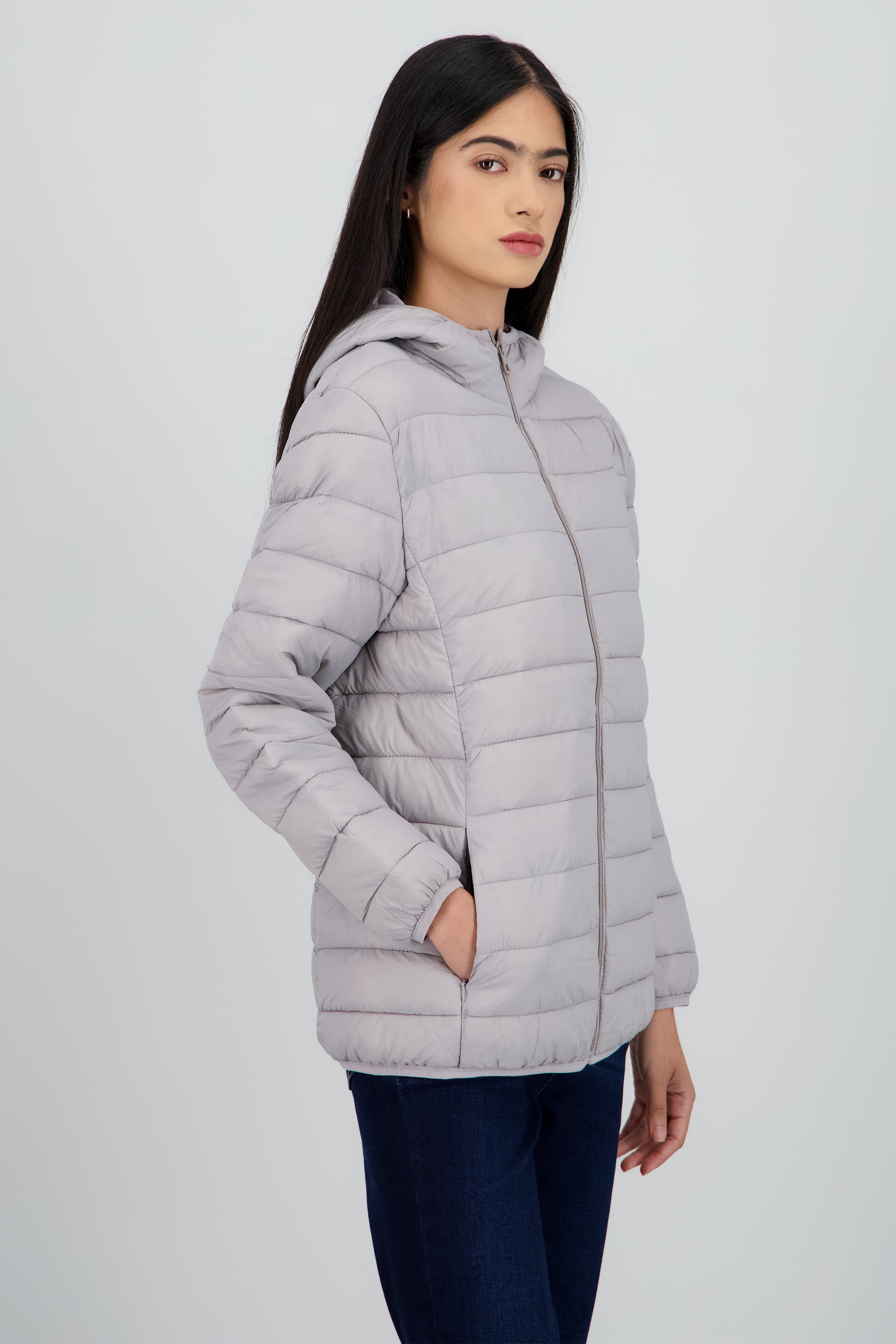 Chamarra capitonada con gorro GRIS