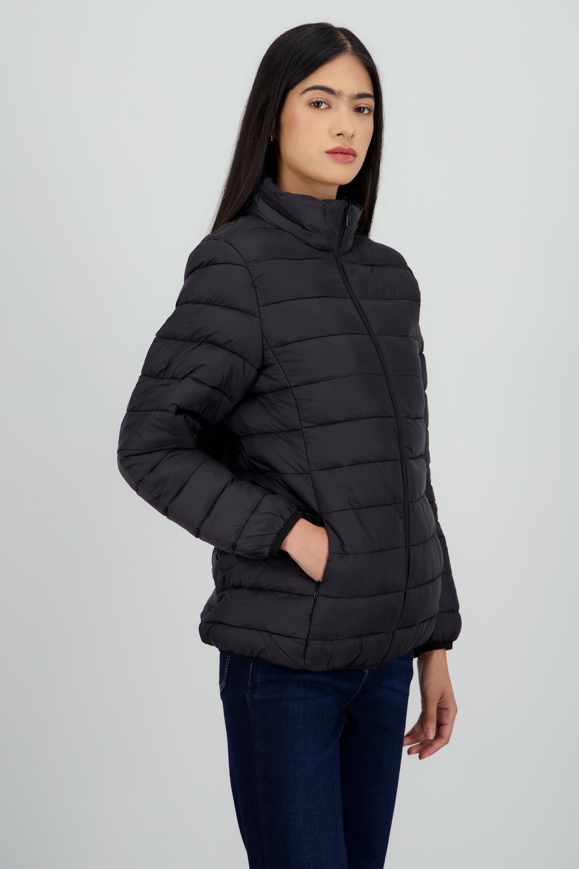 Chamarra capitonada lisa NEGRO