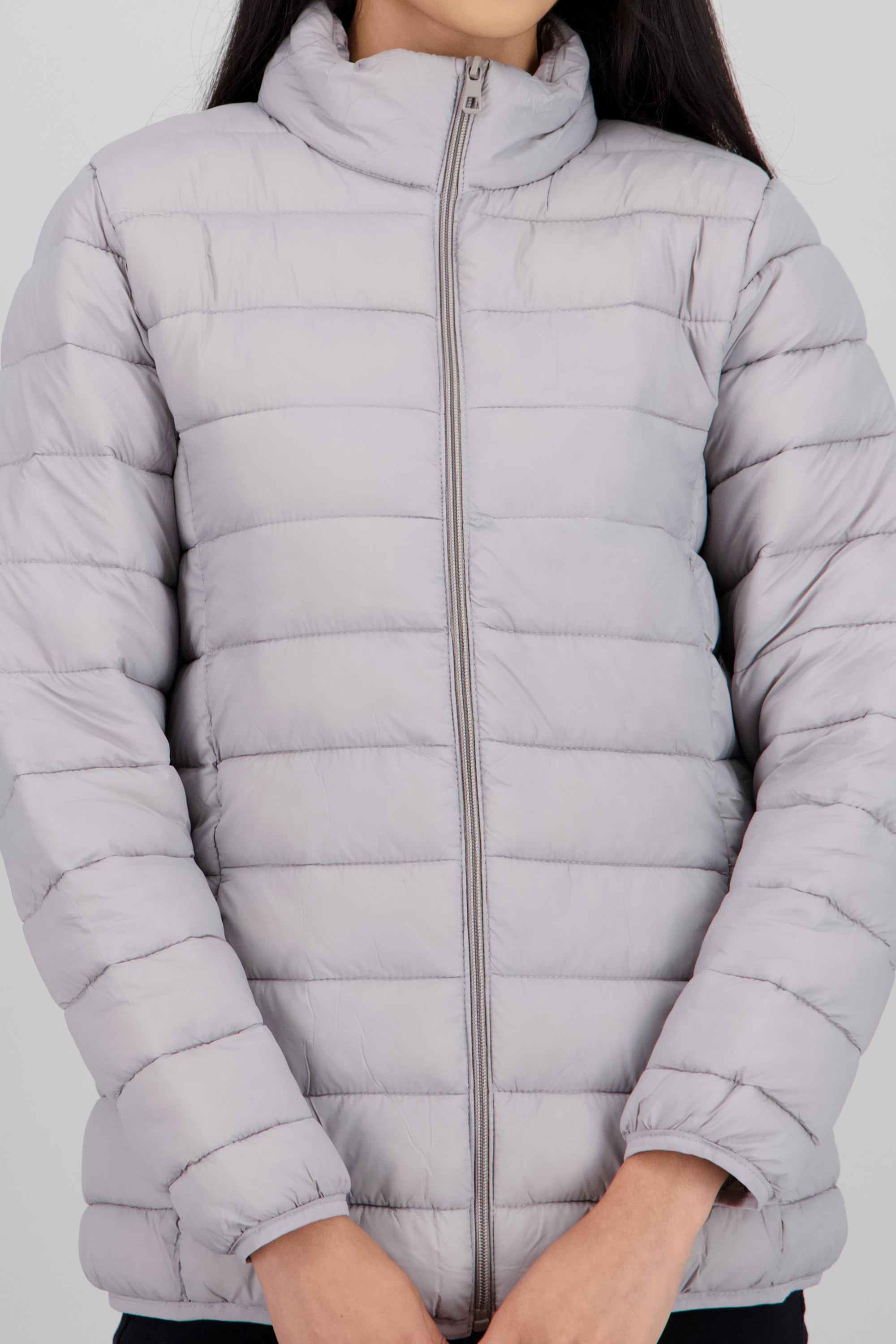 Chamarra capitonada lisa GRIS