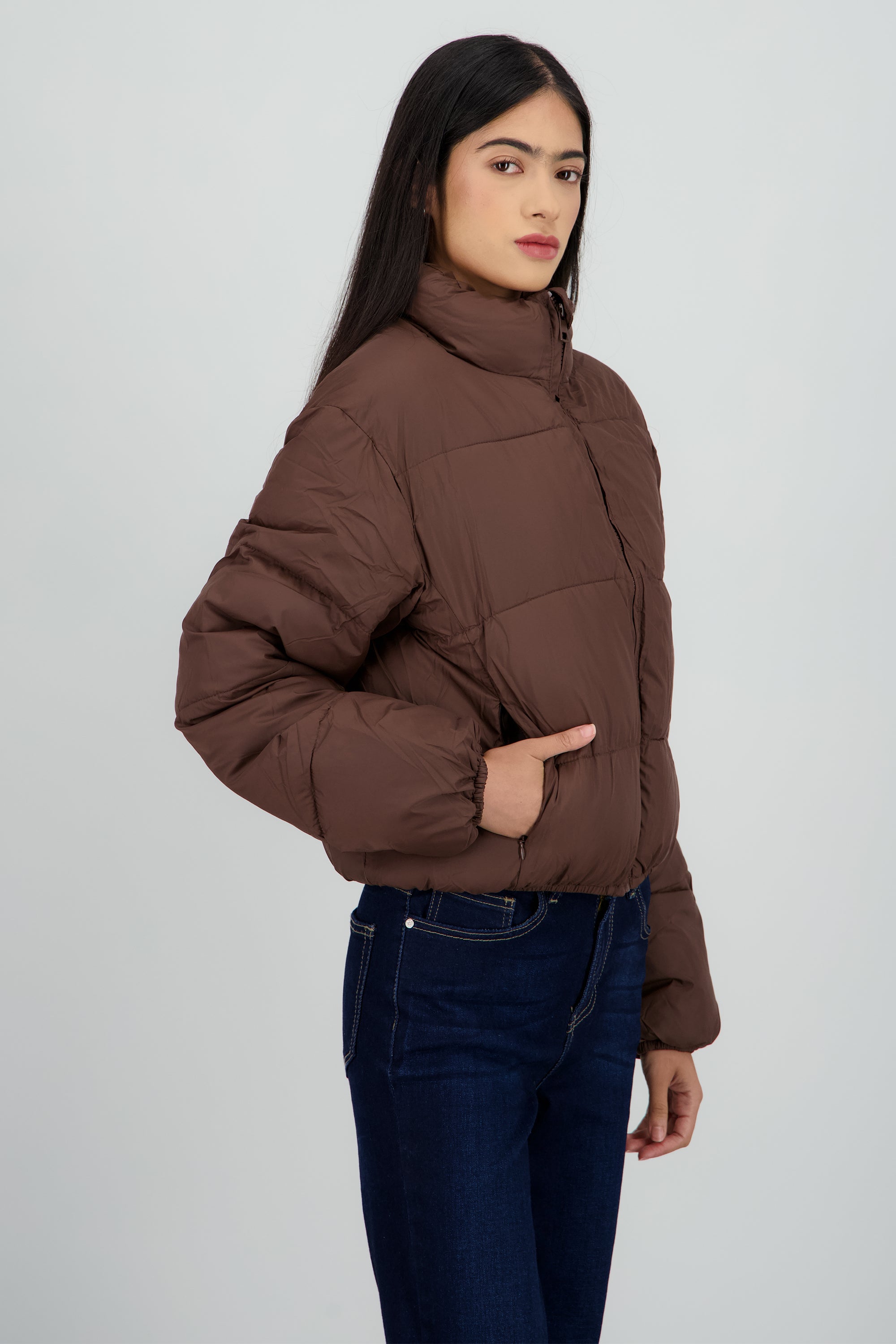 Chamarra puffer capitonada CHOCOLATE