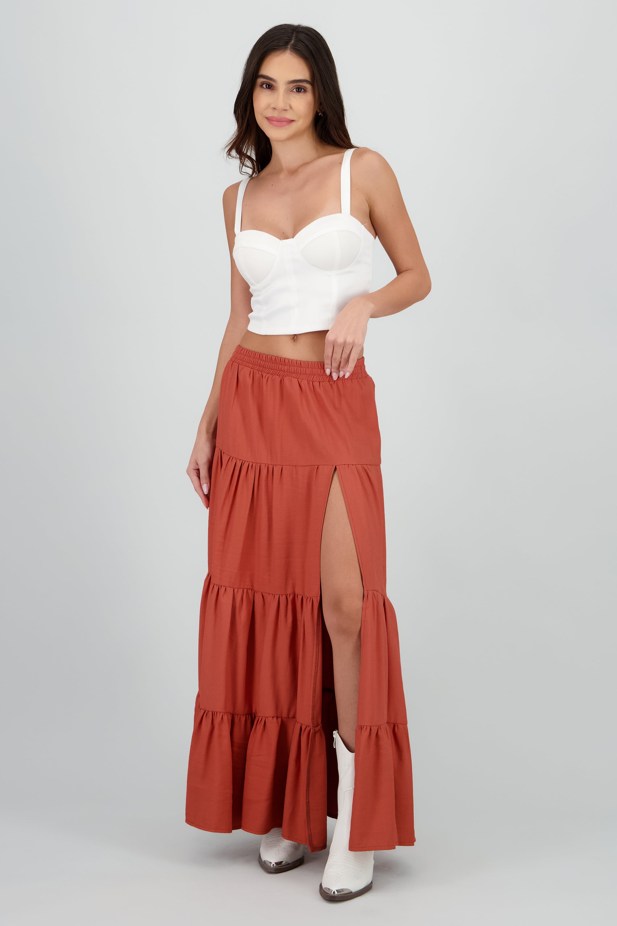 Falda de olanes maxi detalle pretina LADRILLO