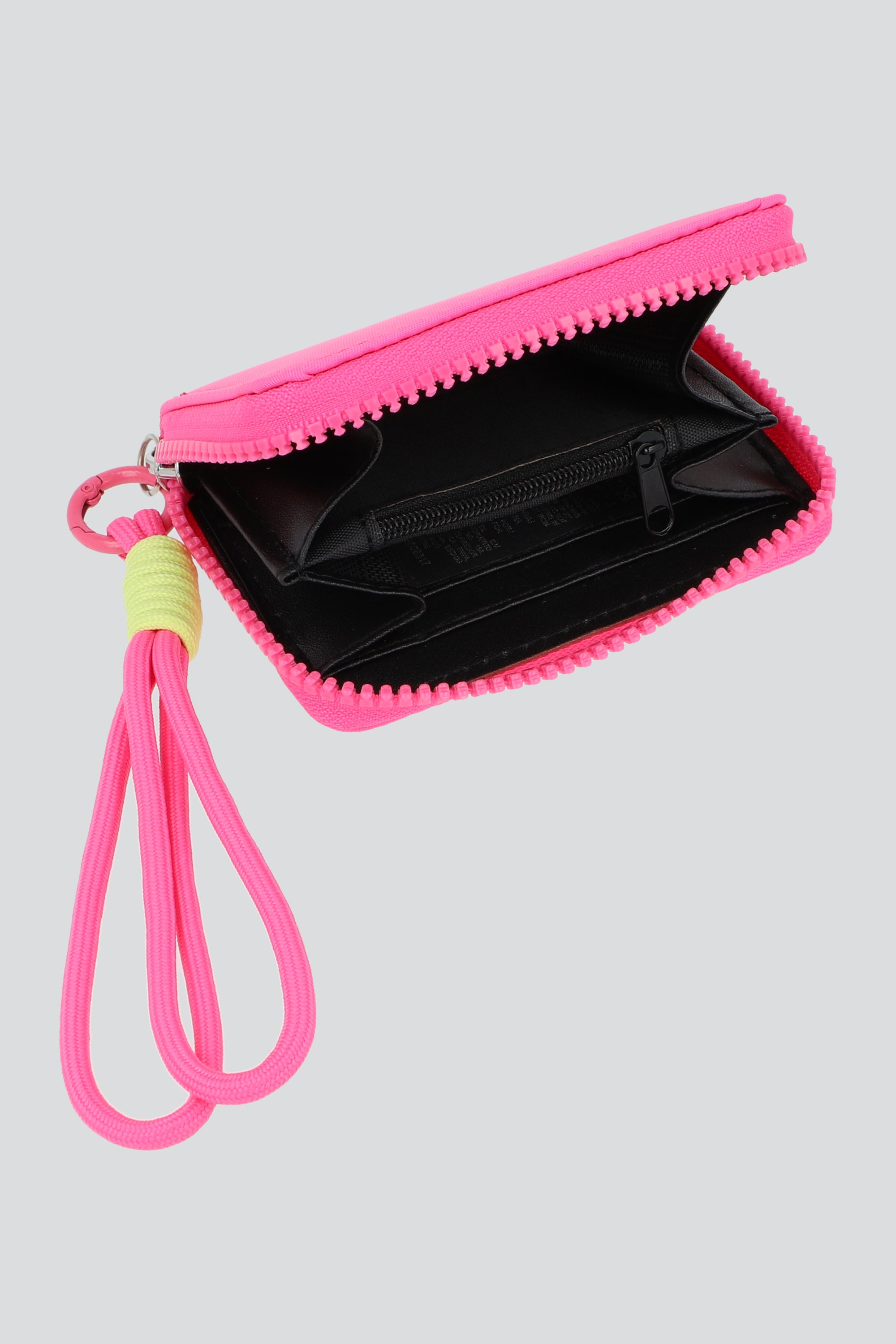Cartera nylon charm agujeta ROSA