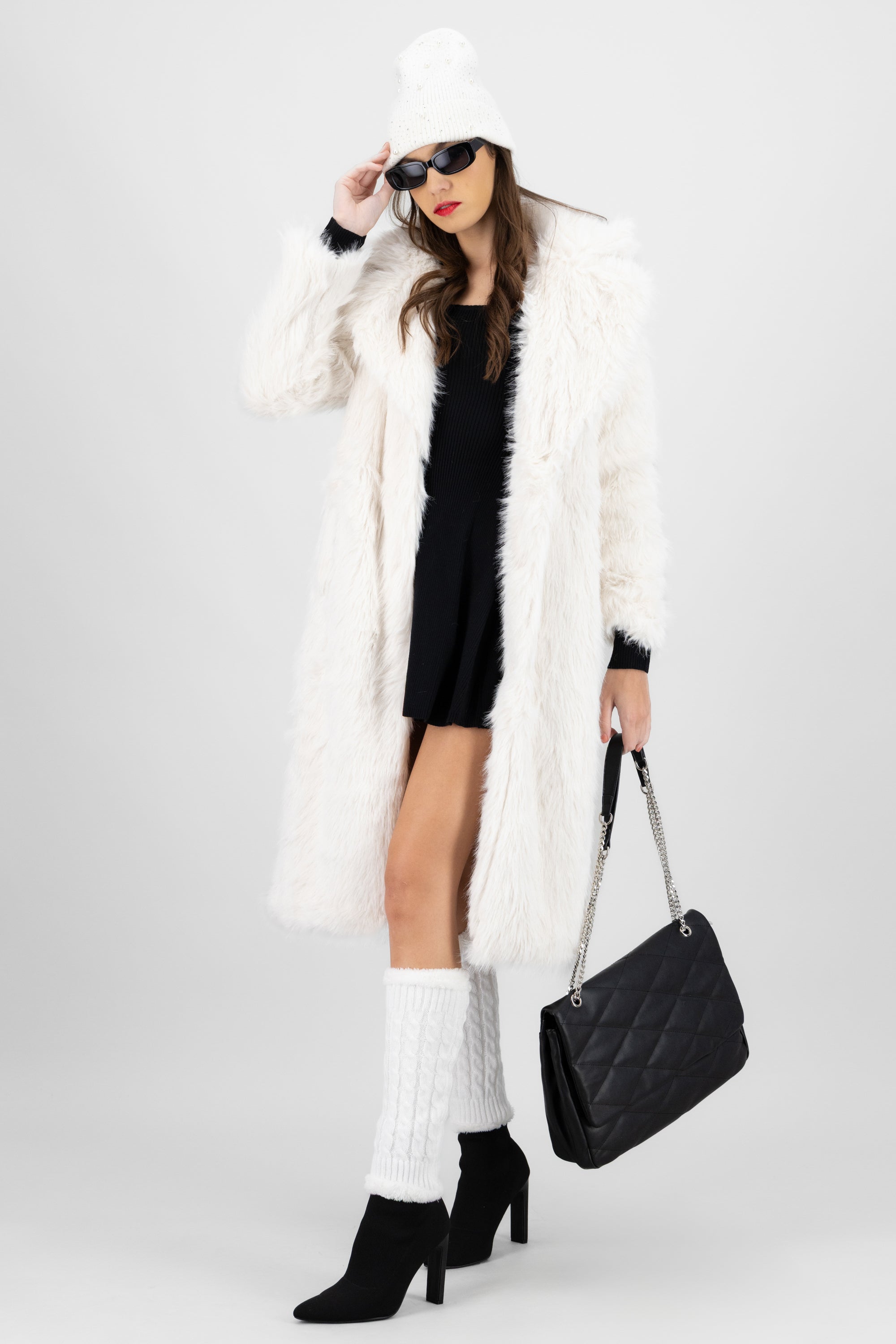 Beanie perlas brillos BLANCO