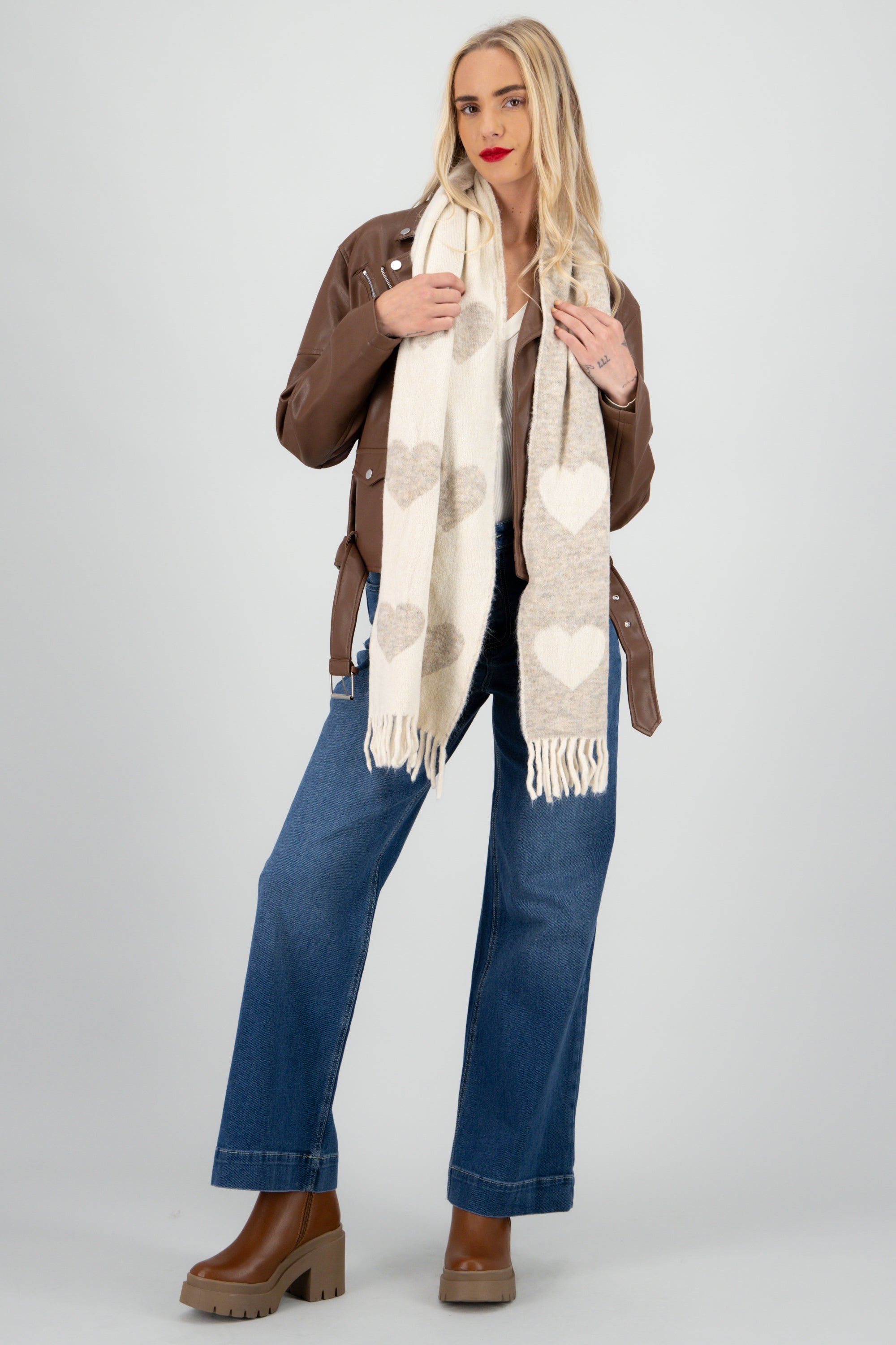 Bufanda corazones BEIGE