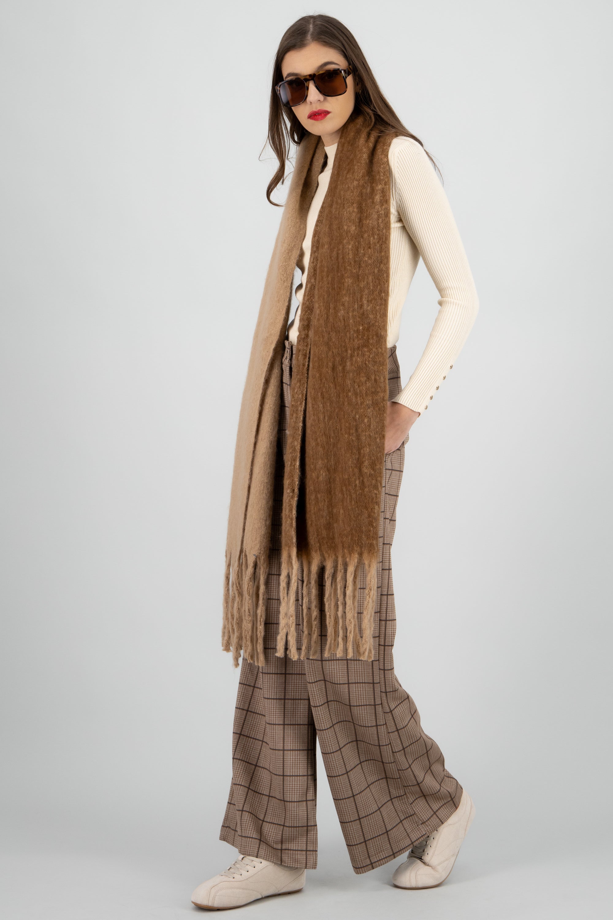 Bufanda color contraste CAFE