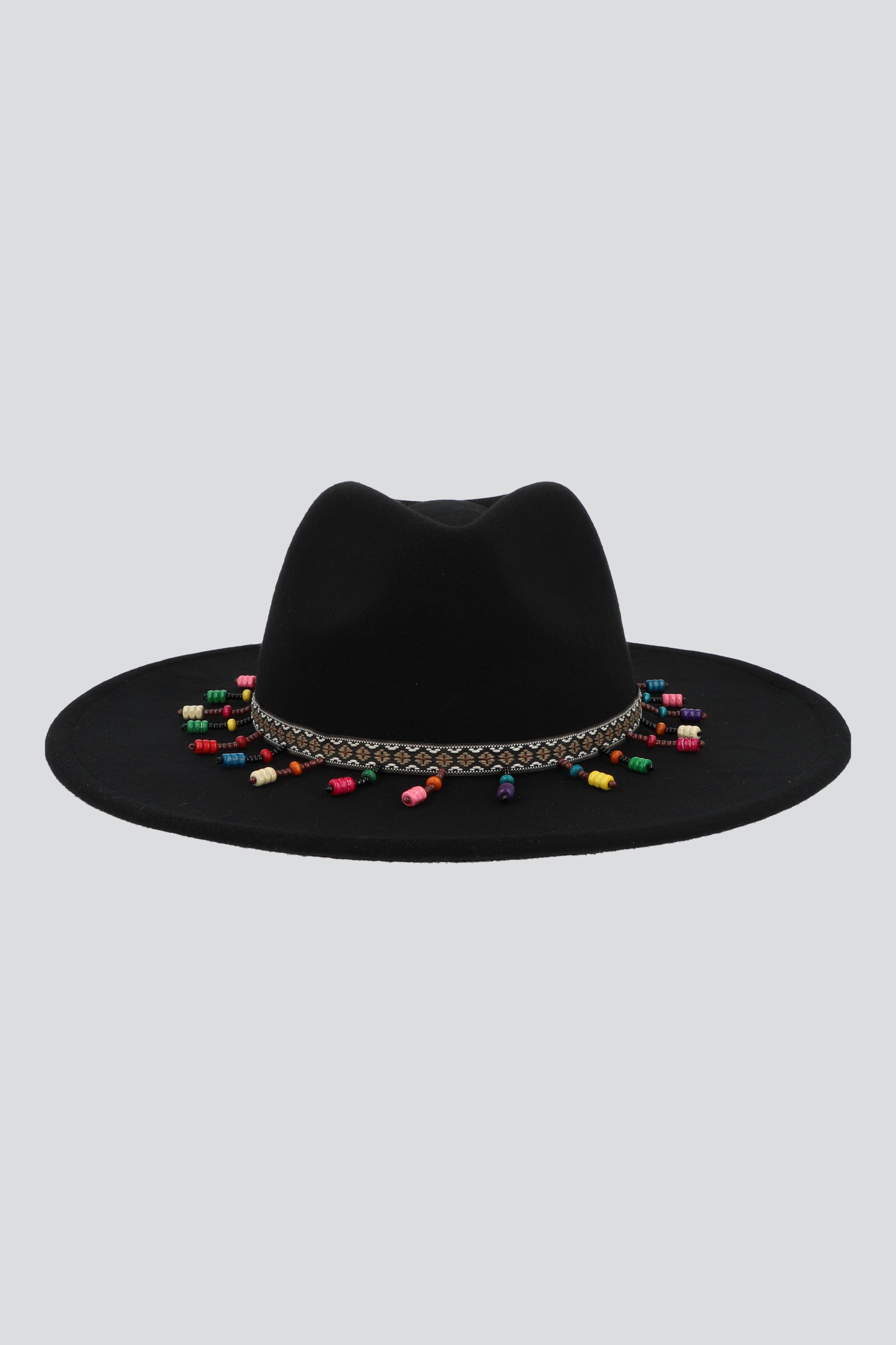 Sombrero winter cuentas color NEGRO