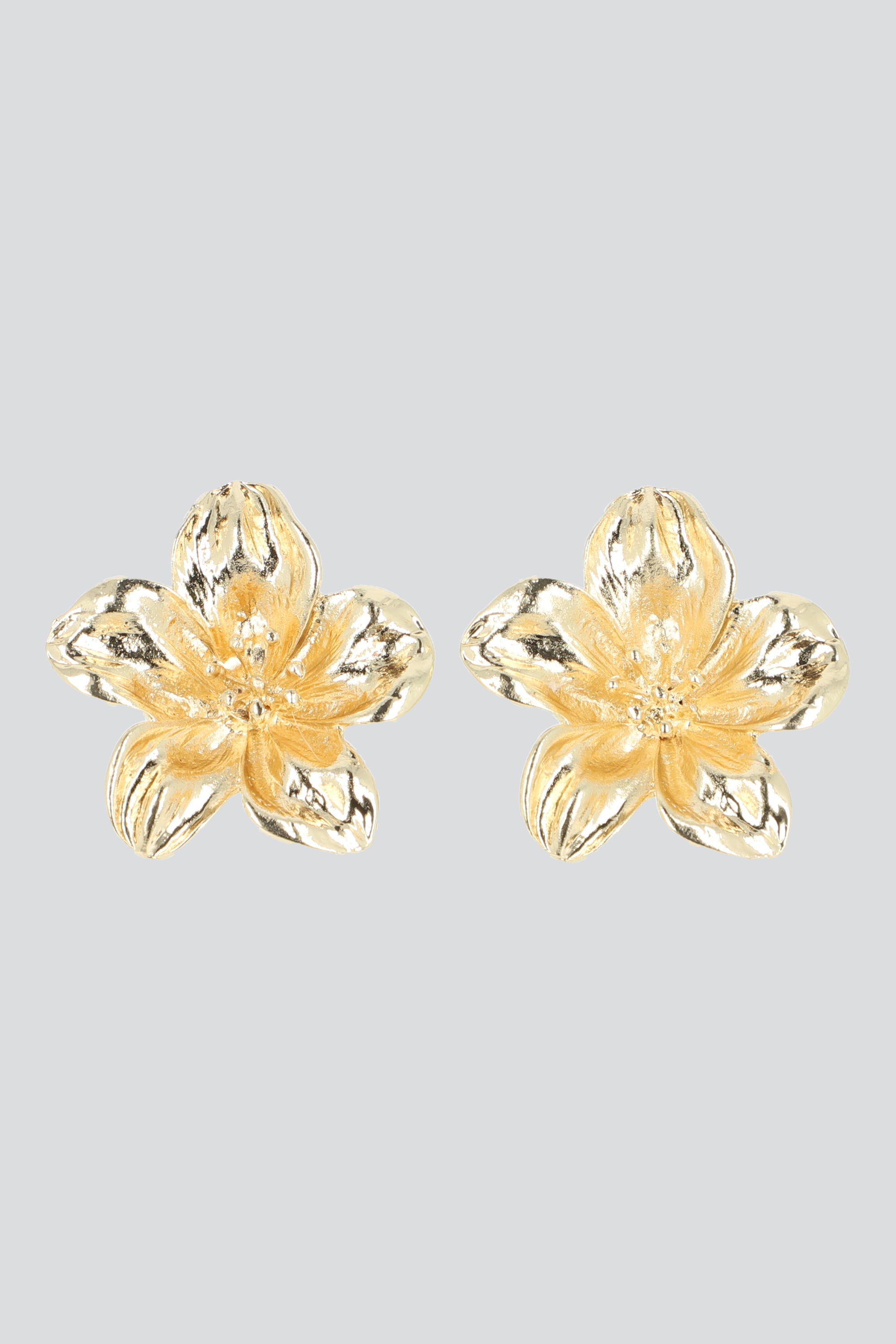 Aretes flor metalicas ORO