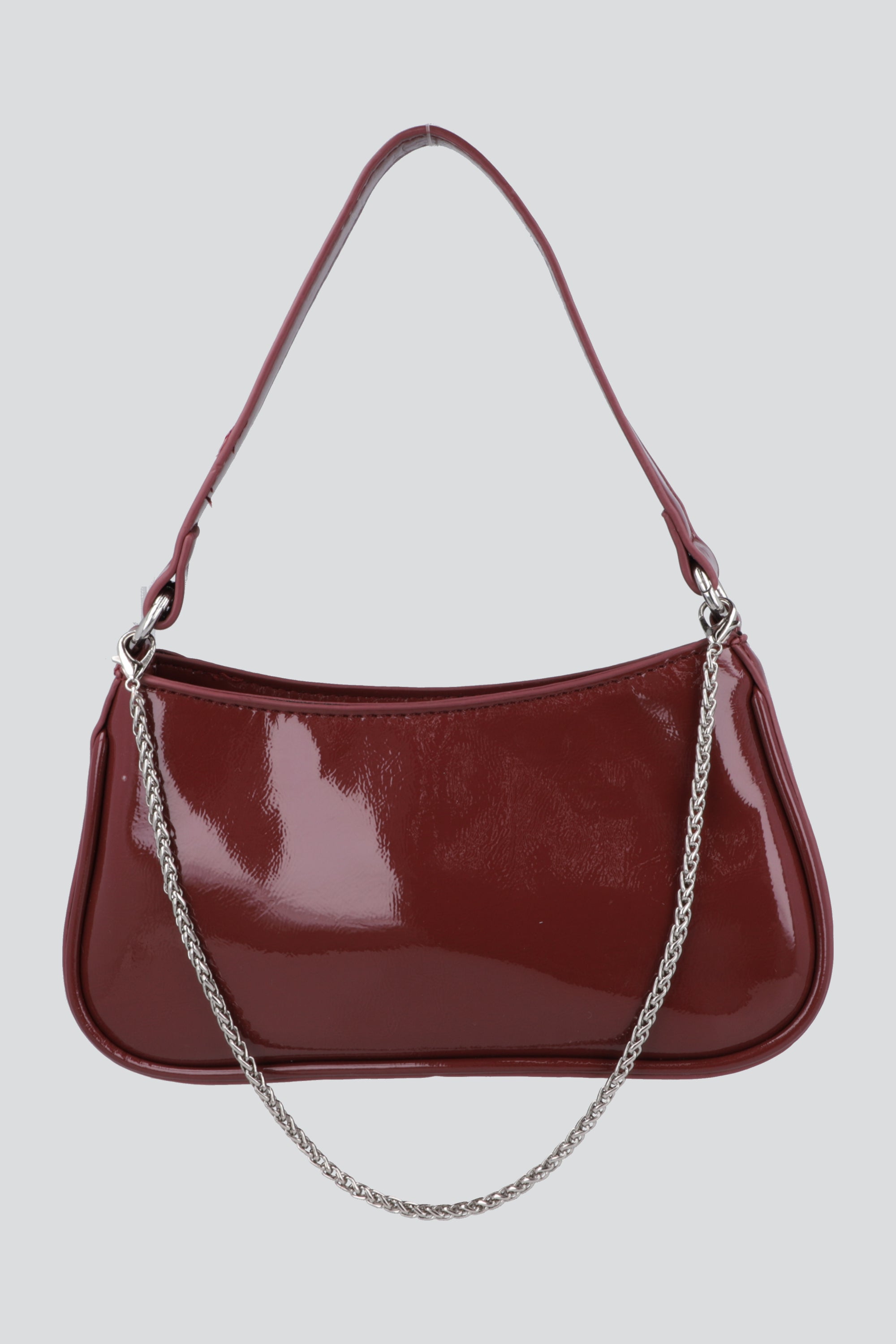 Bolsa shoulder charol cadena CIRUELA