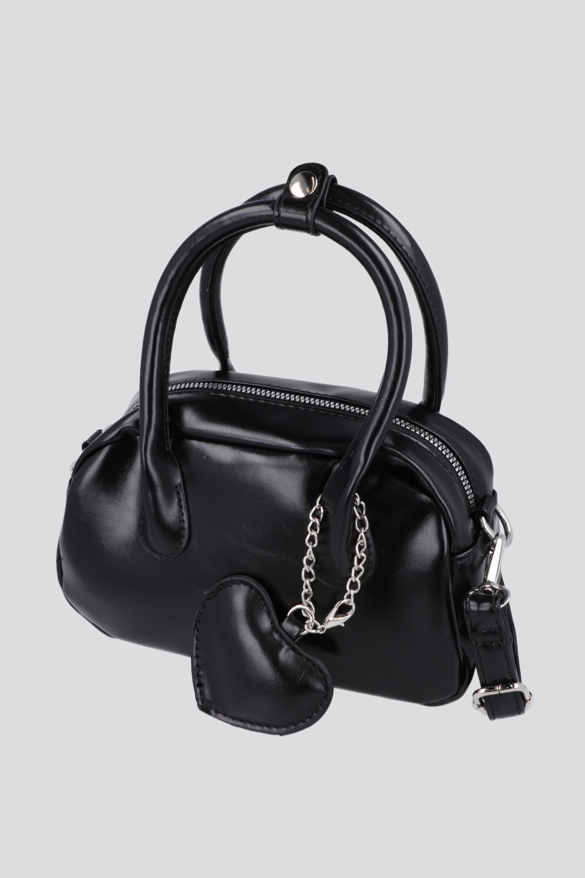 Mini bolsa charm corazon NEGRO