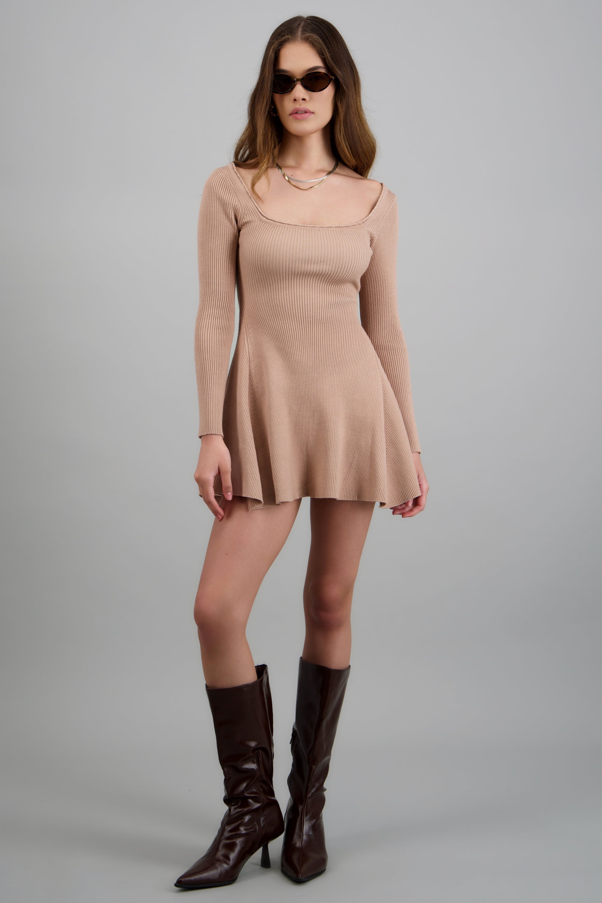 Vestido mini manga larga tejido rib TAUPE