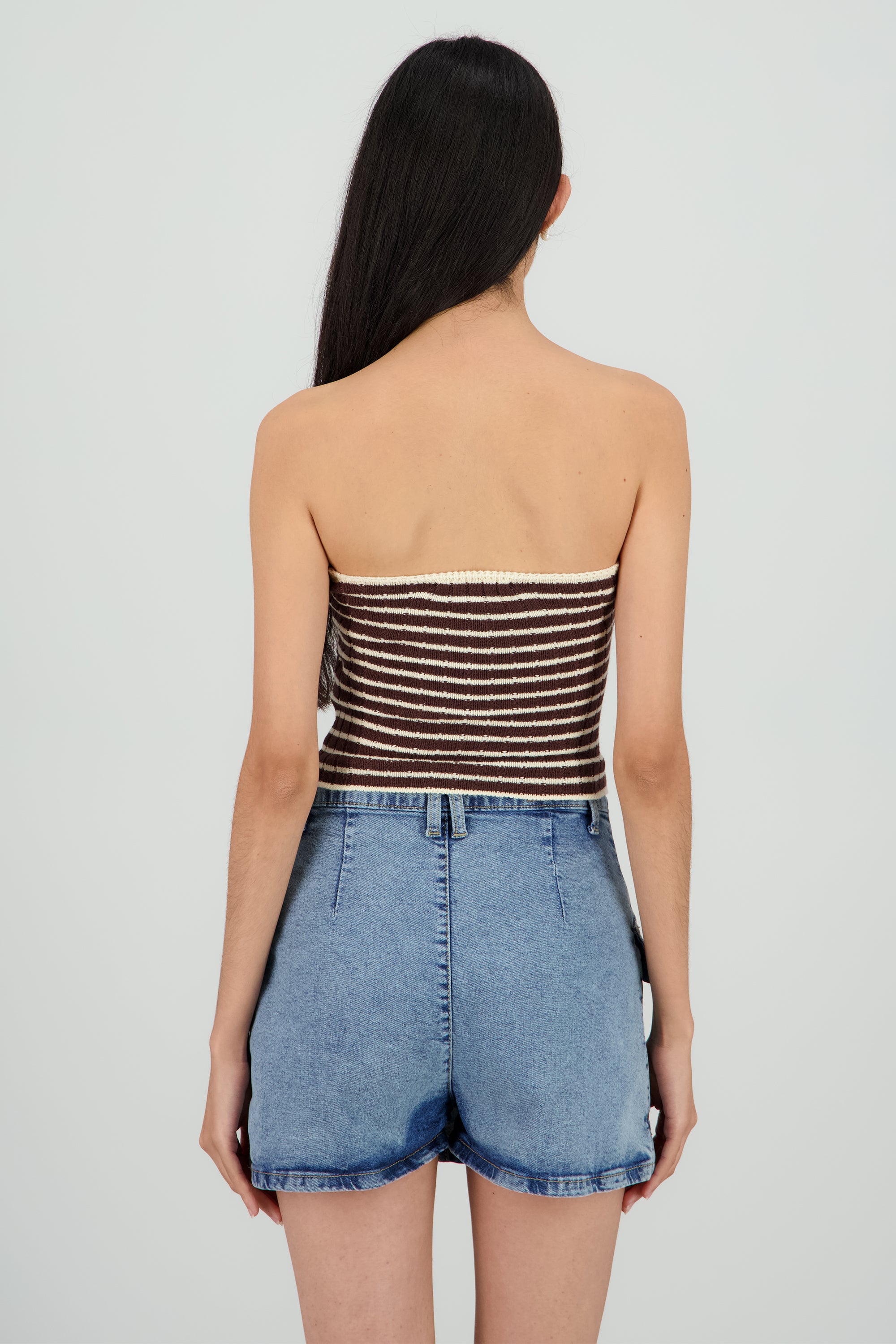 Top strapless detalle escote CHOCOLATE